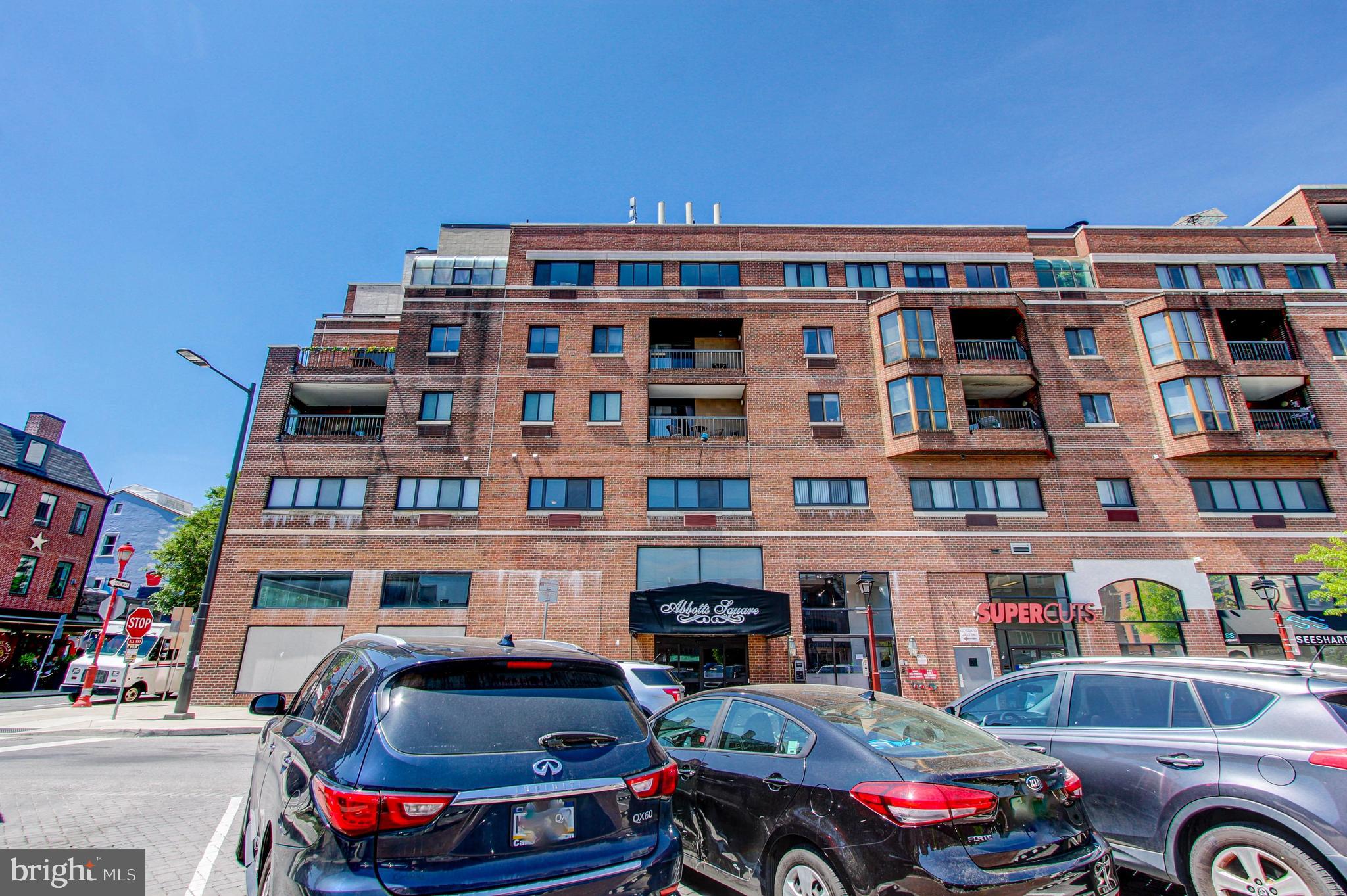 SOCIETY HILL - Residential