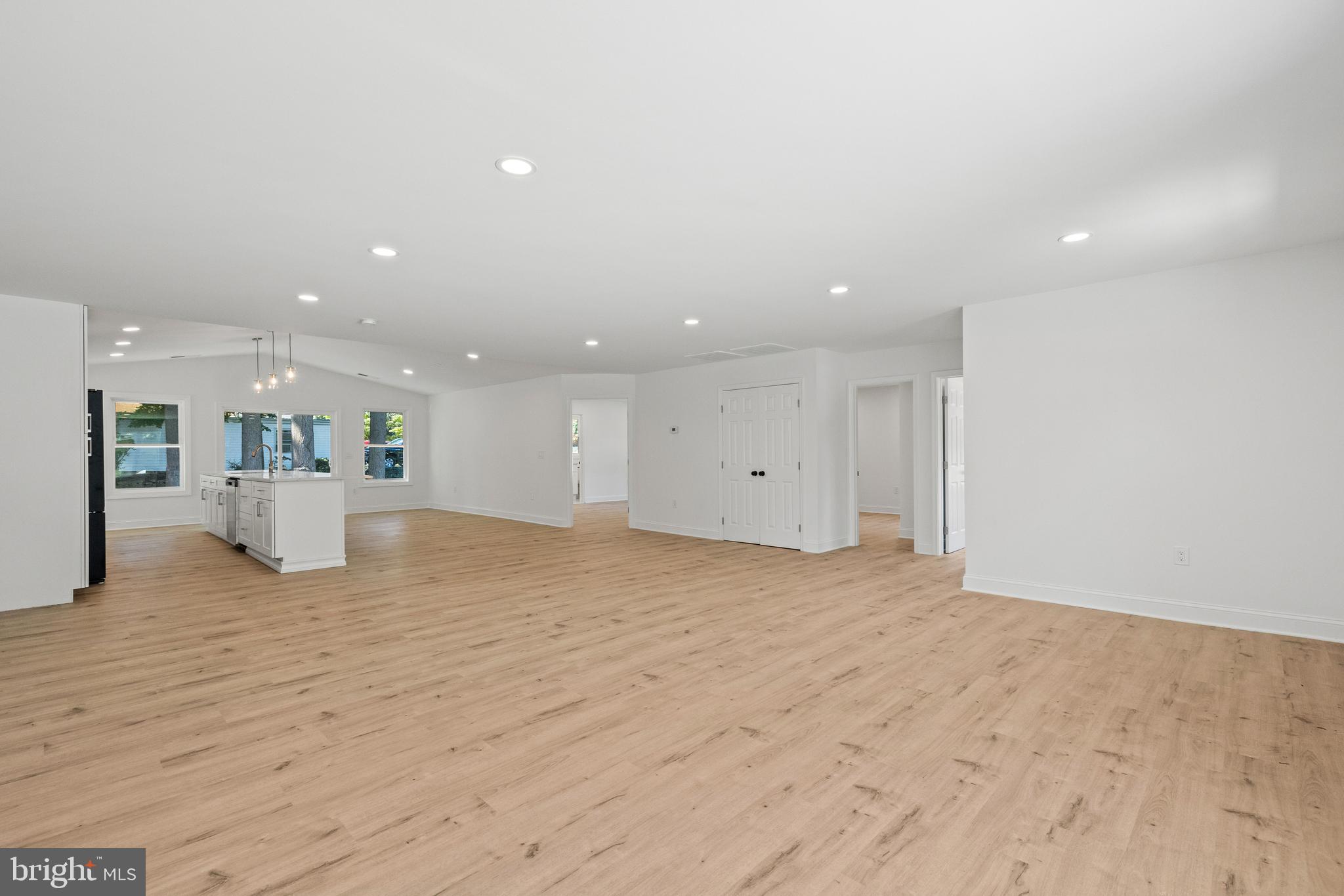 NORTH SPRINGFIELD - Residential Lease