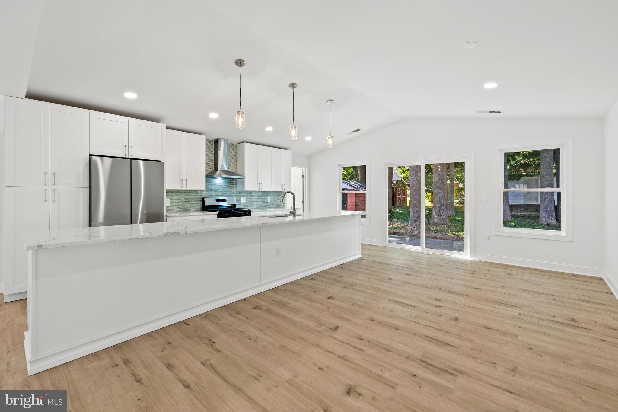 NORTH SPRINGFIELD - Residential Lease