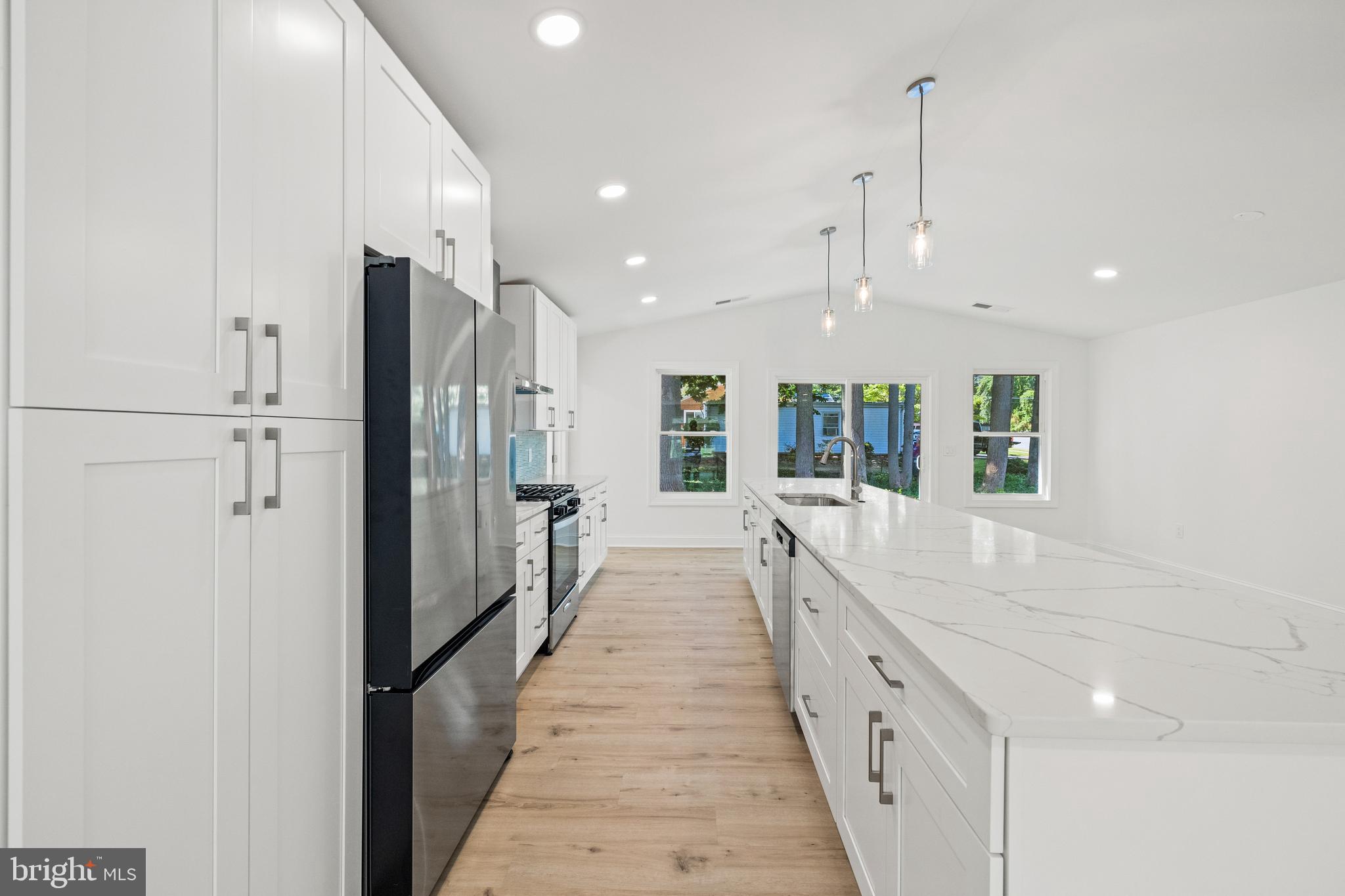 NORTH SPRINGFIELD - Residential Lease