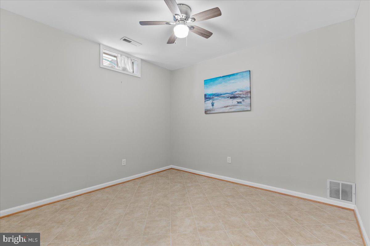 LORTON STATION - Residential