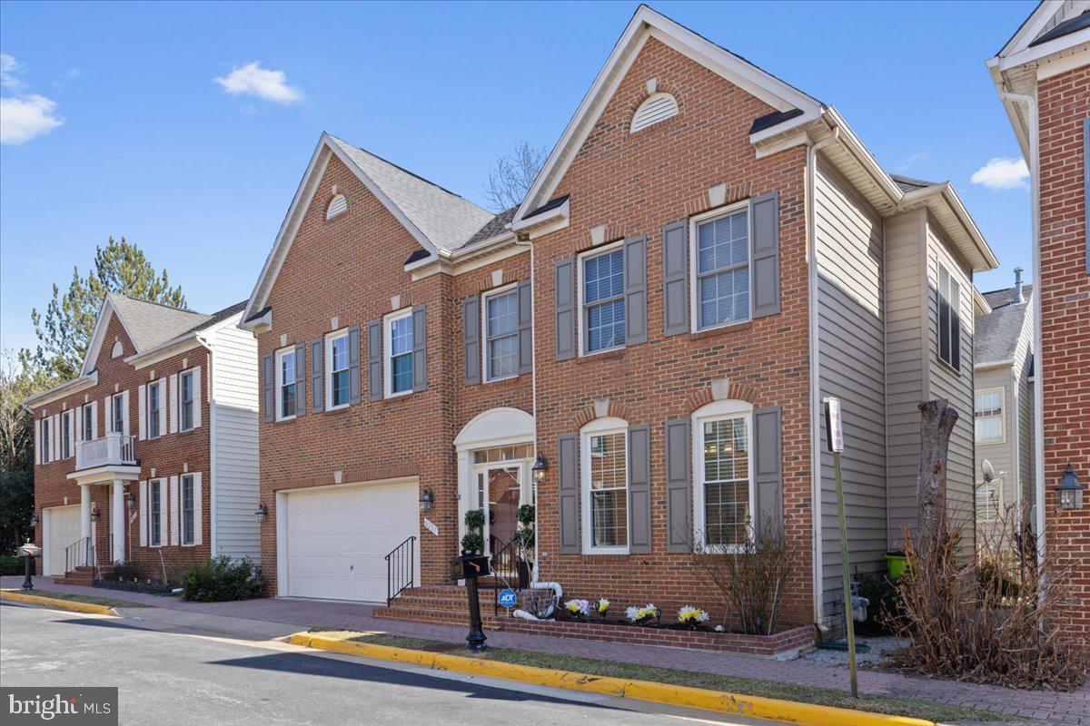 LORTON STATION - Residential