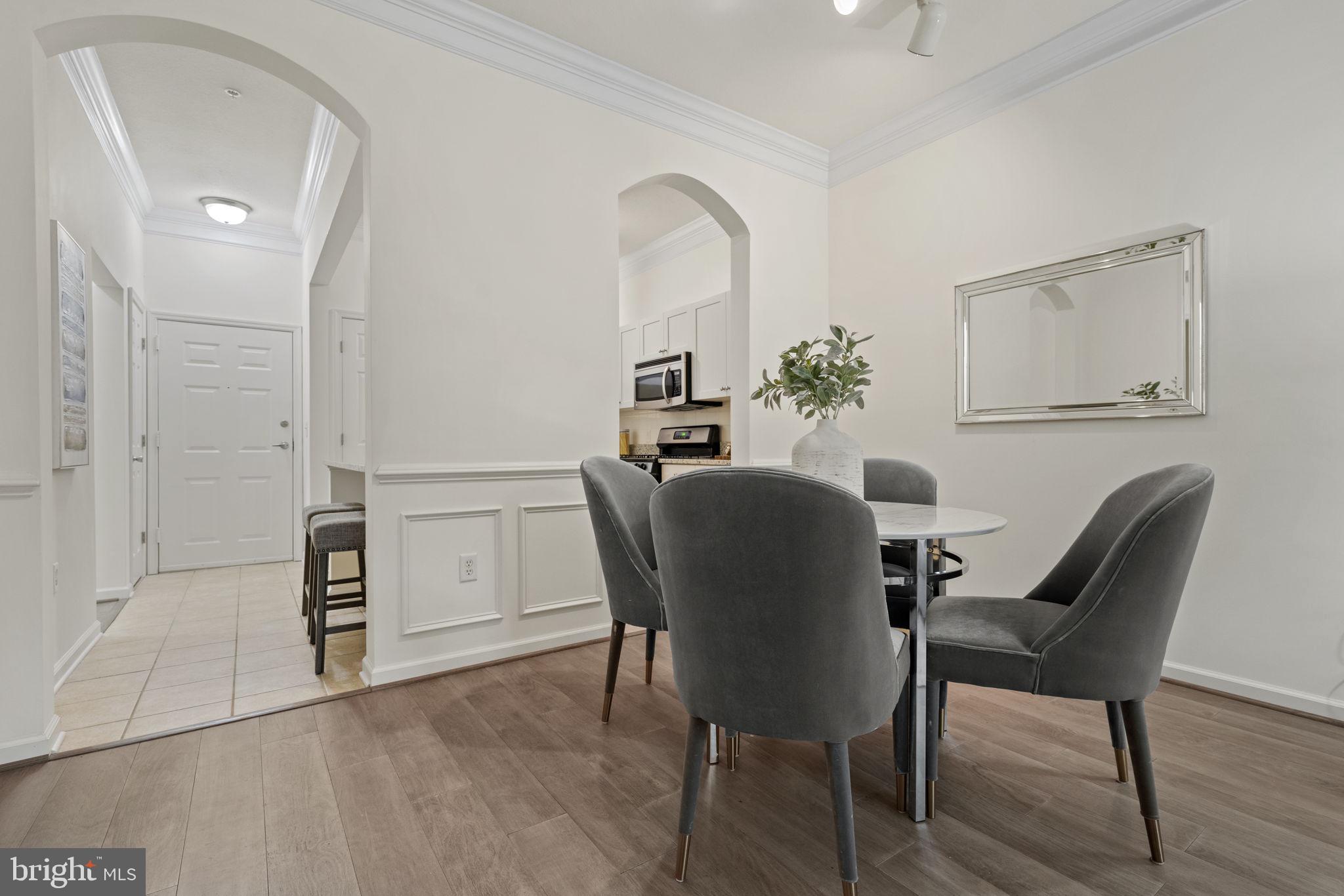 THE COLONNADE AT KENTLANDS - Residential