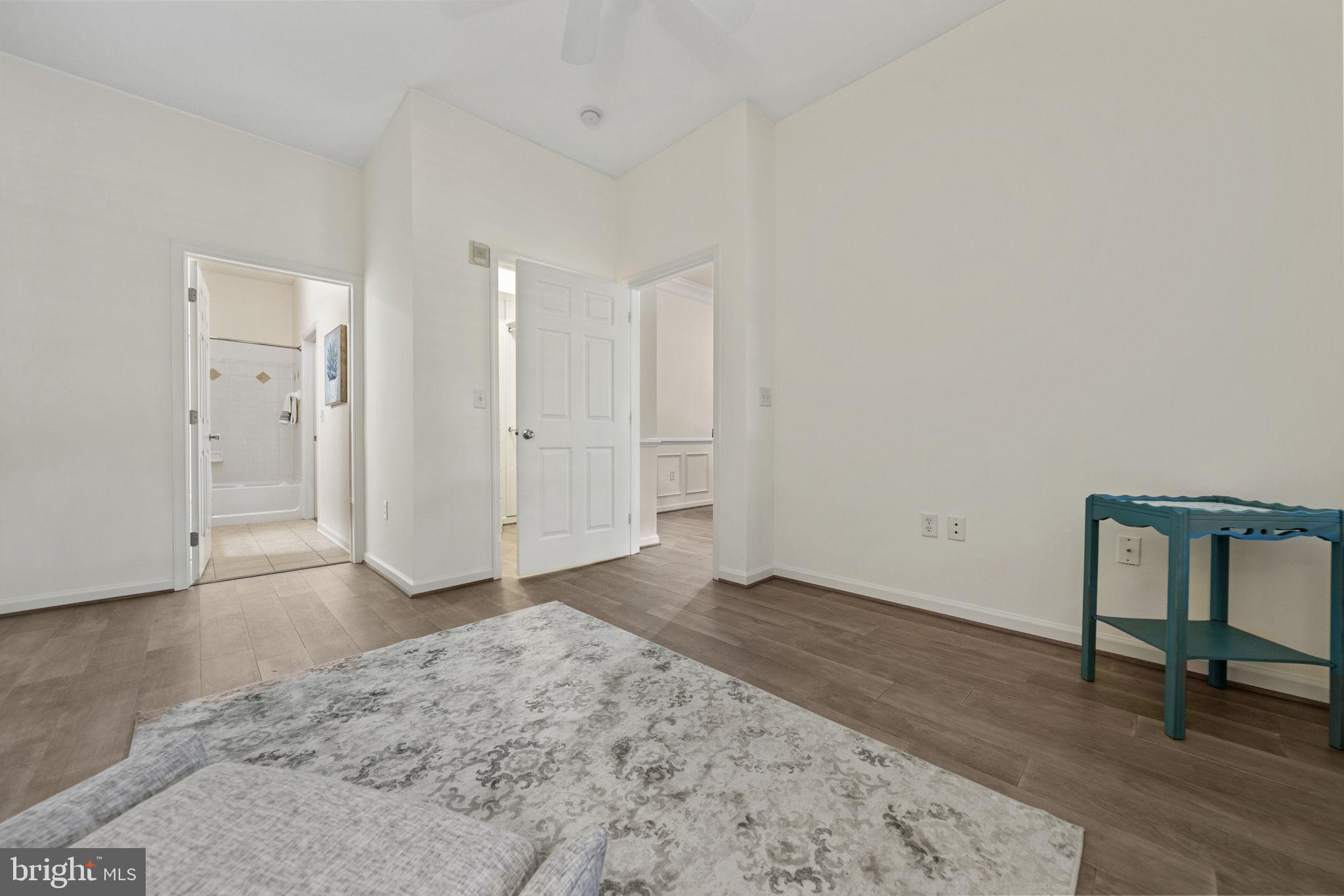 THE COLONNADE AT KENTLANDS - Residential