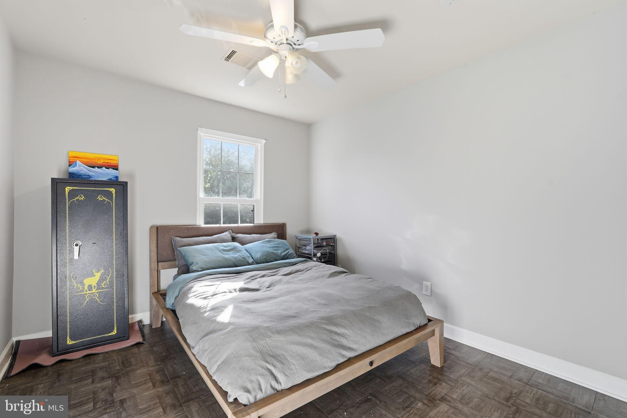 ASHBURN VILLAGE - Residential