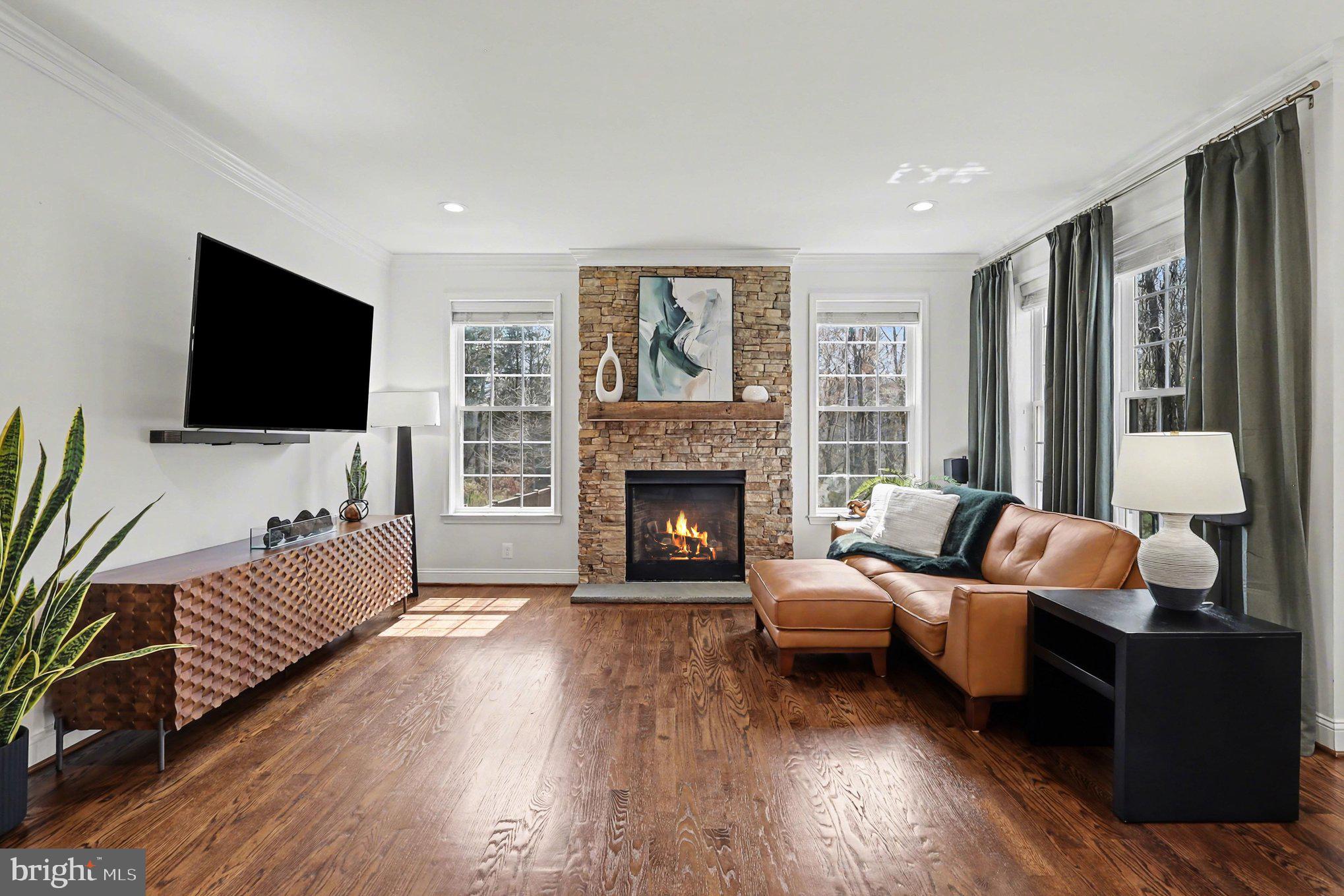 MOUNTAIN VIEW - Residential