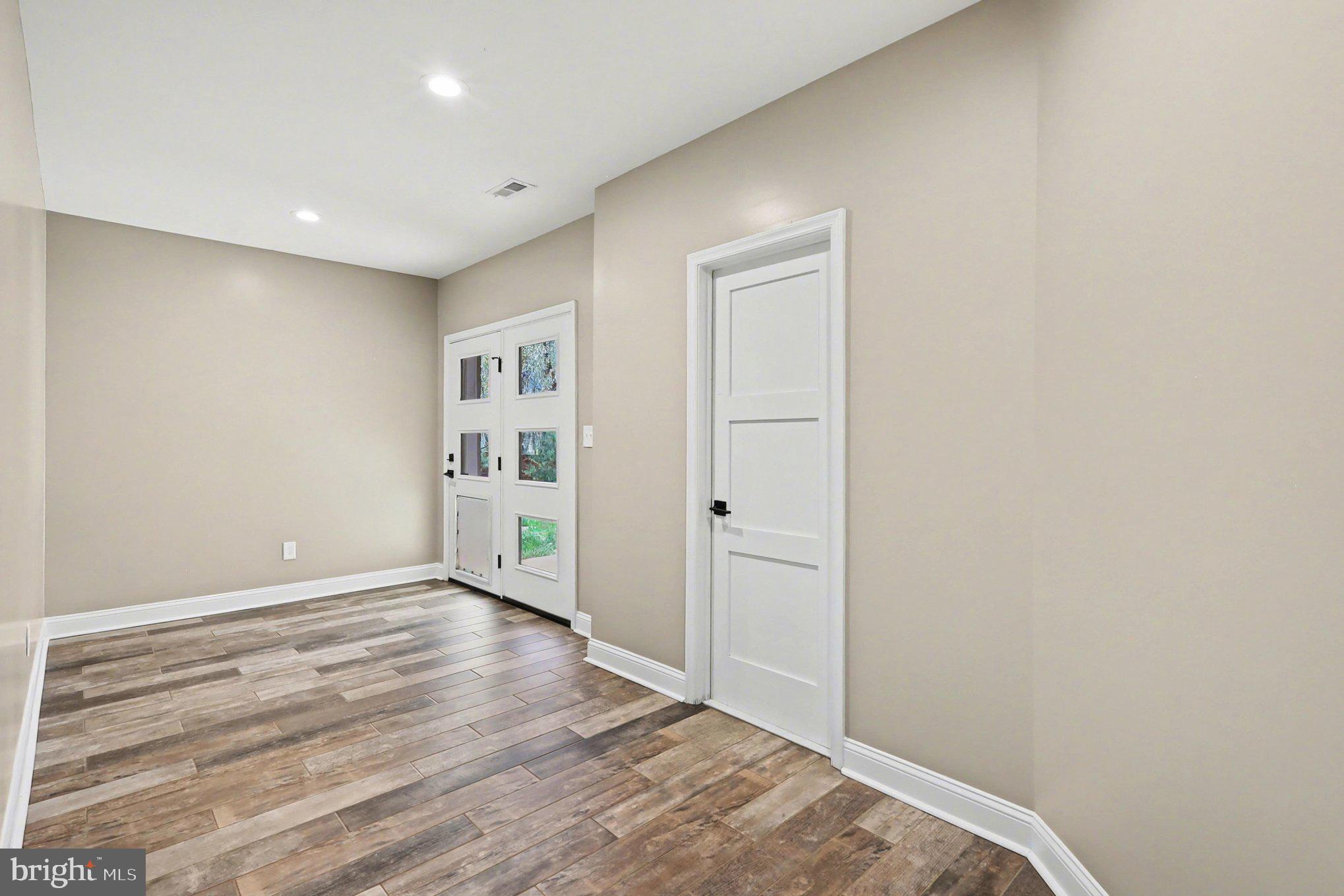 MOUNTAIN VIEW - Residential