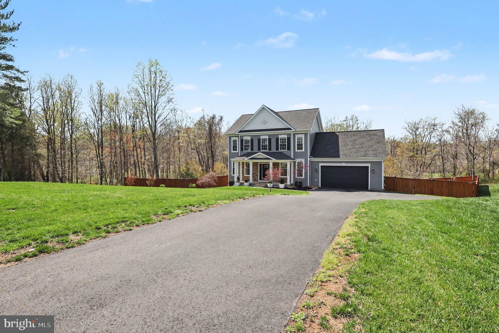 MOUNTAIN VIEW - Residential