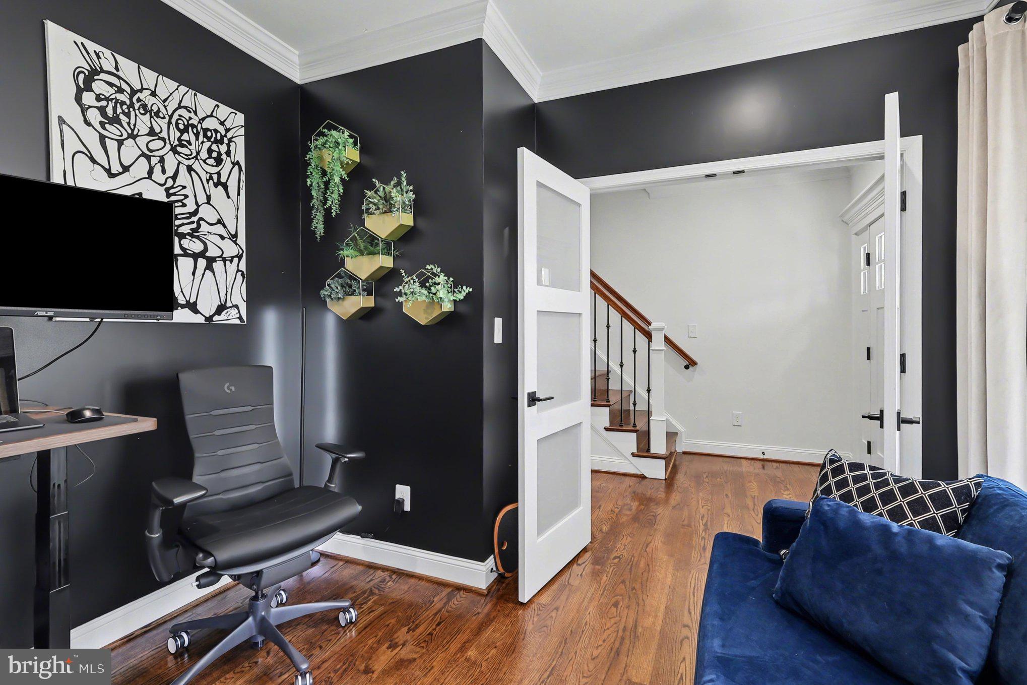 MOUNTAIN VIEW - Residential