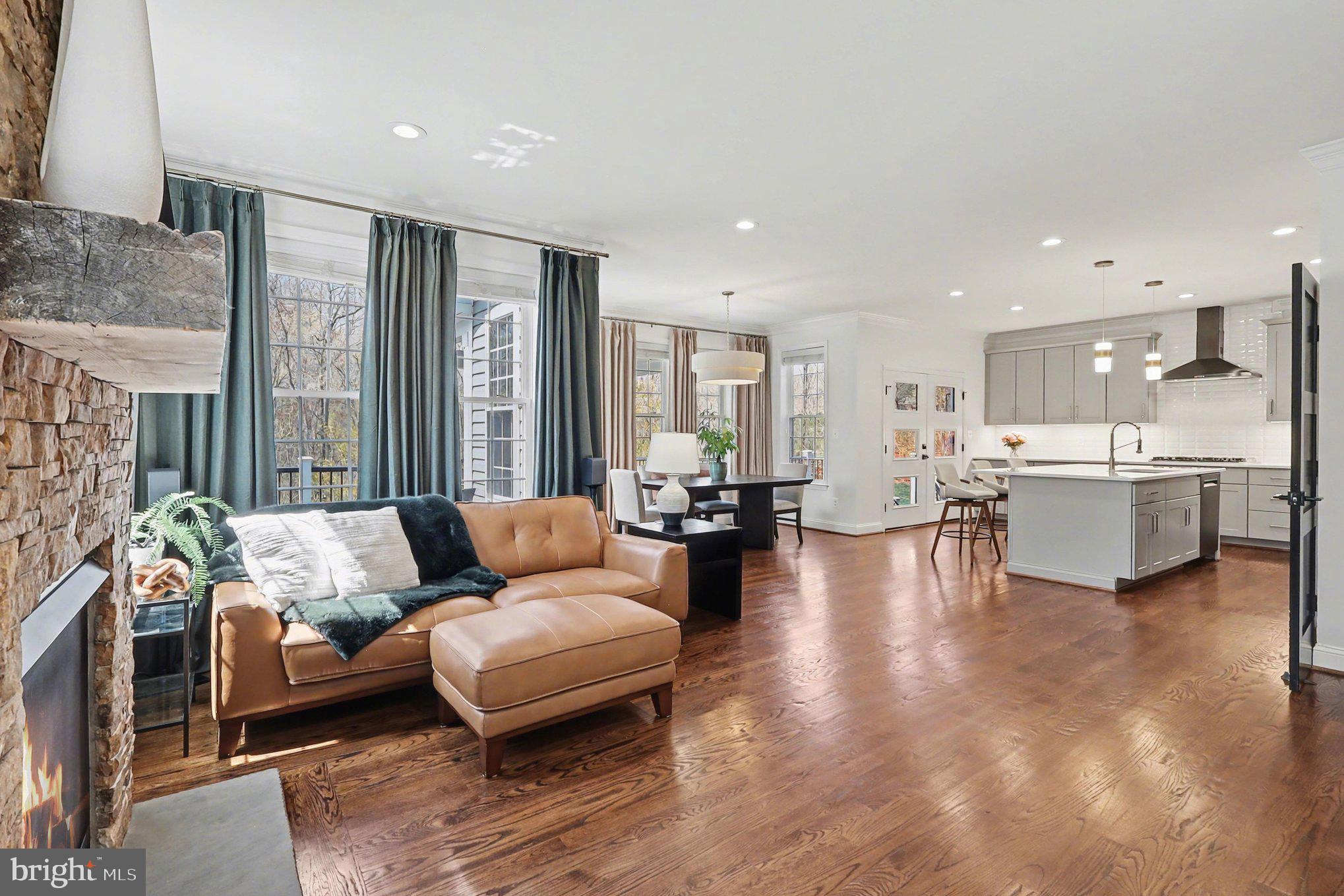 MOUNTAIN VIEW - Residential