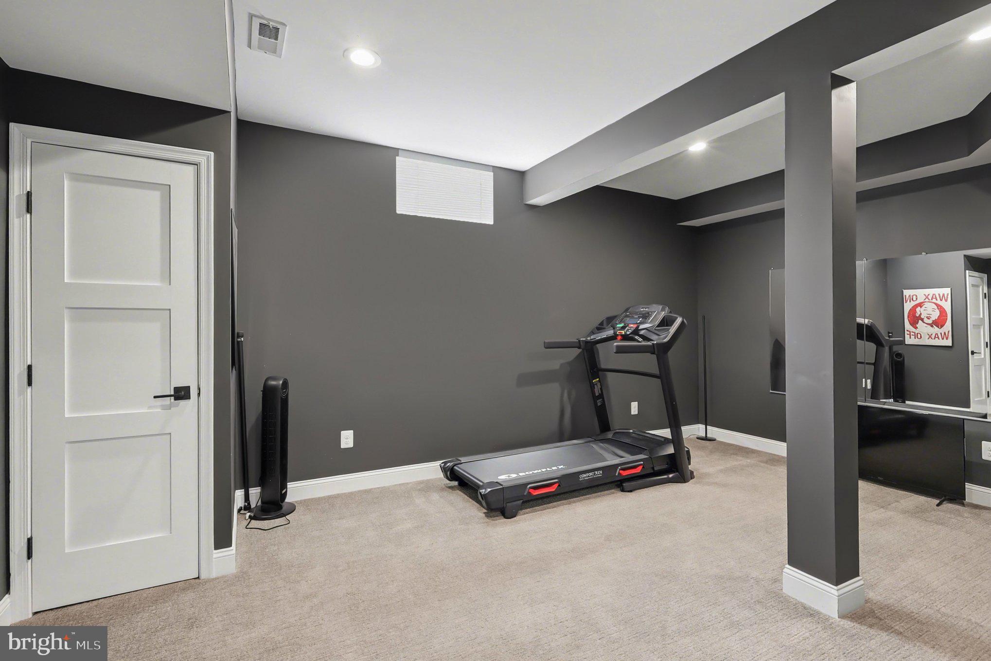 MOUNTAIN VIEW - Residential