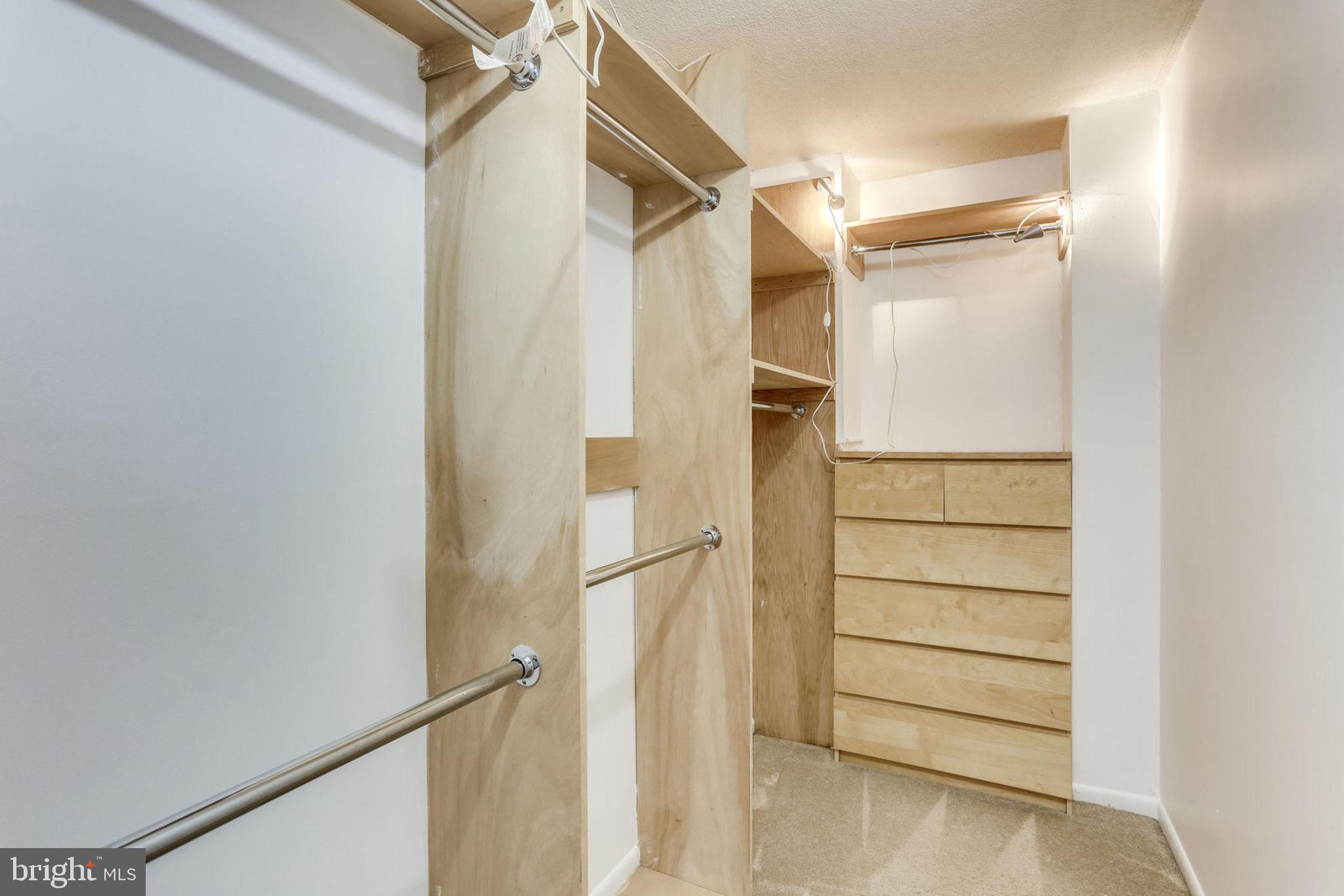 UNIVERSITY TOWERS CODM - Residential