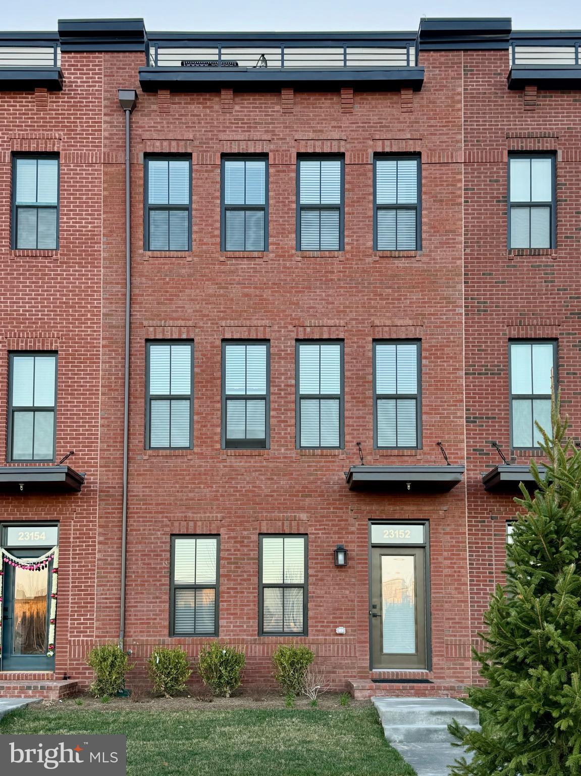 BRAMBLETON - Residential