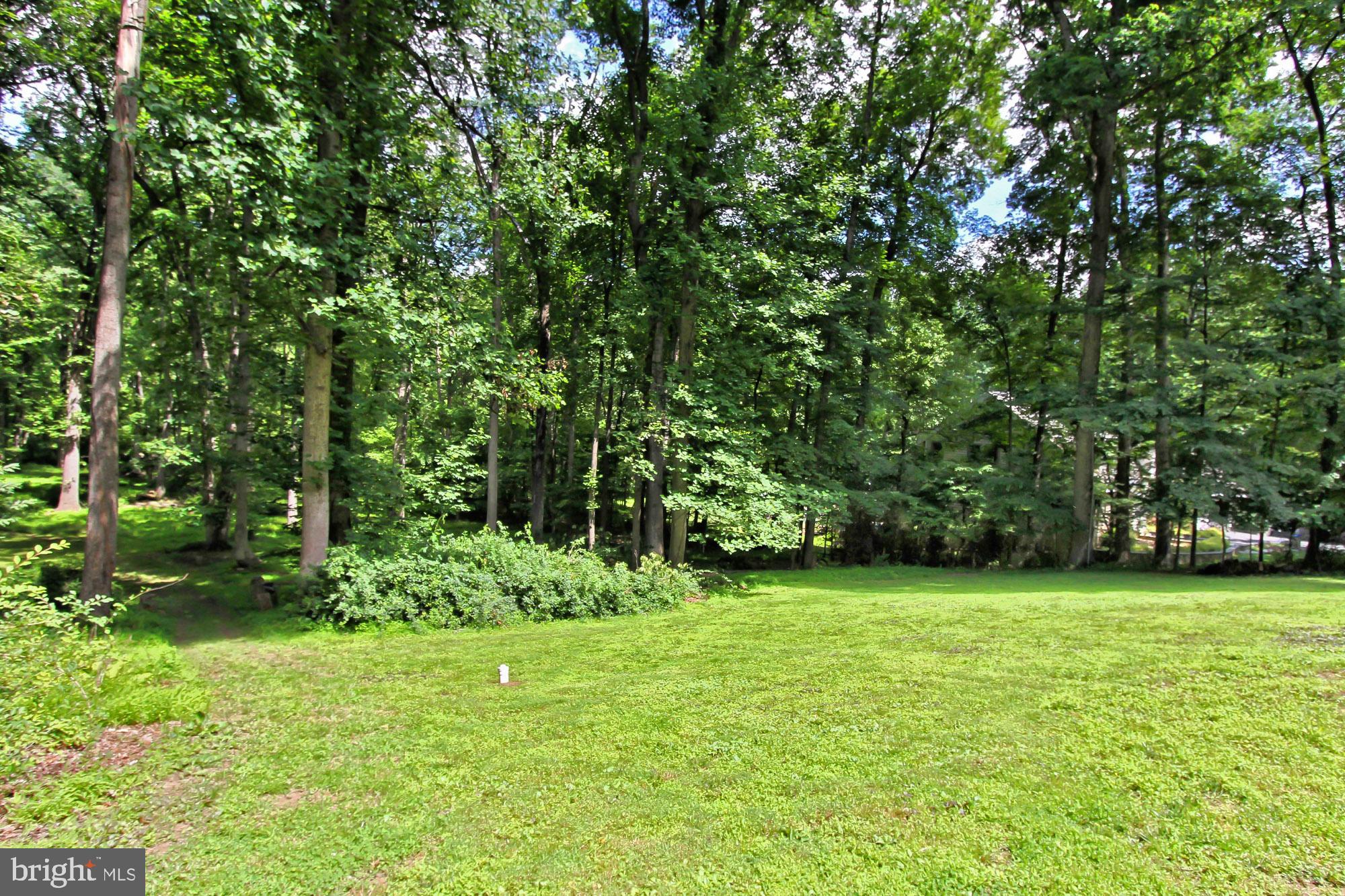 ASHTON - Residential