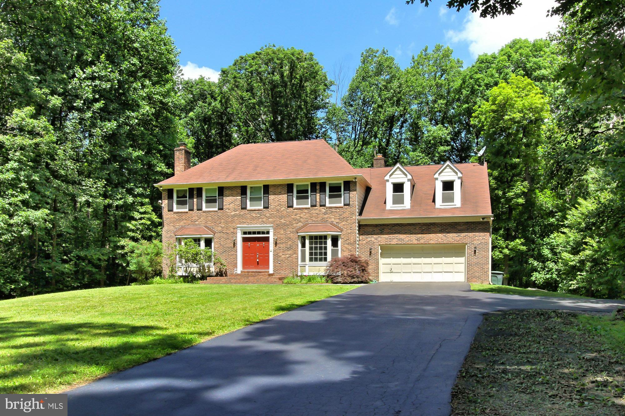 ASHTON - Residential