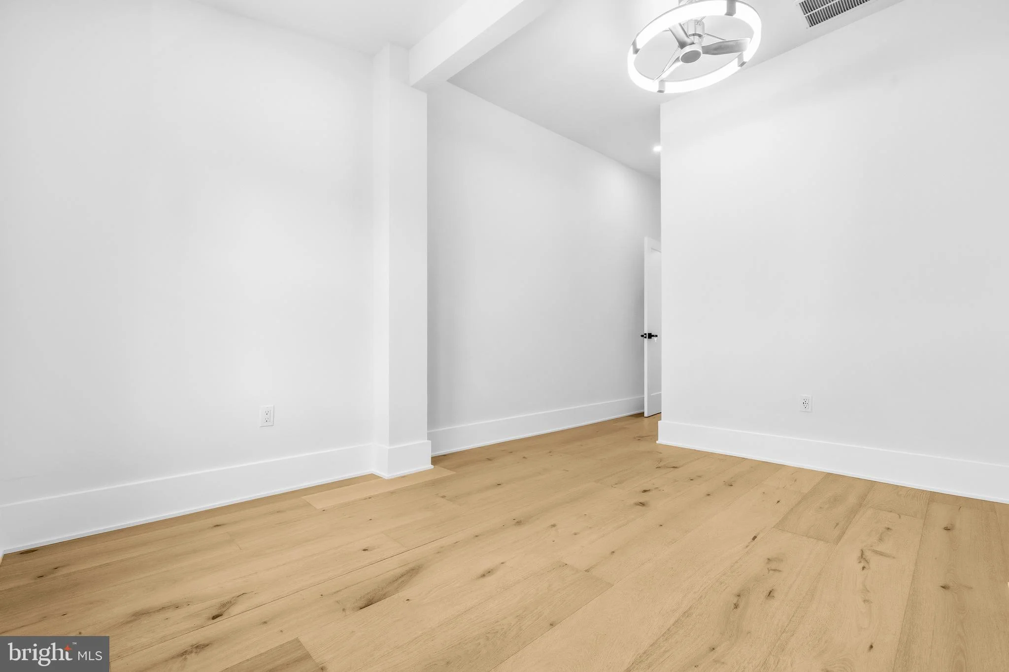 Additional image 36 of 71 S Street NW, Washington, DC 20001