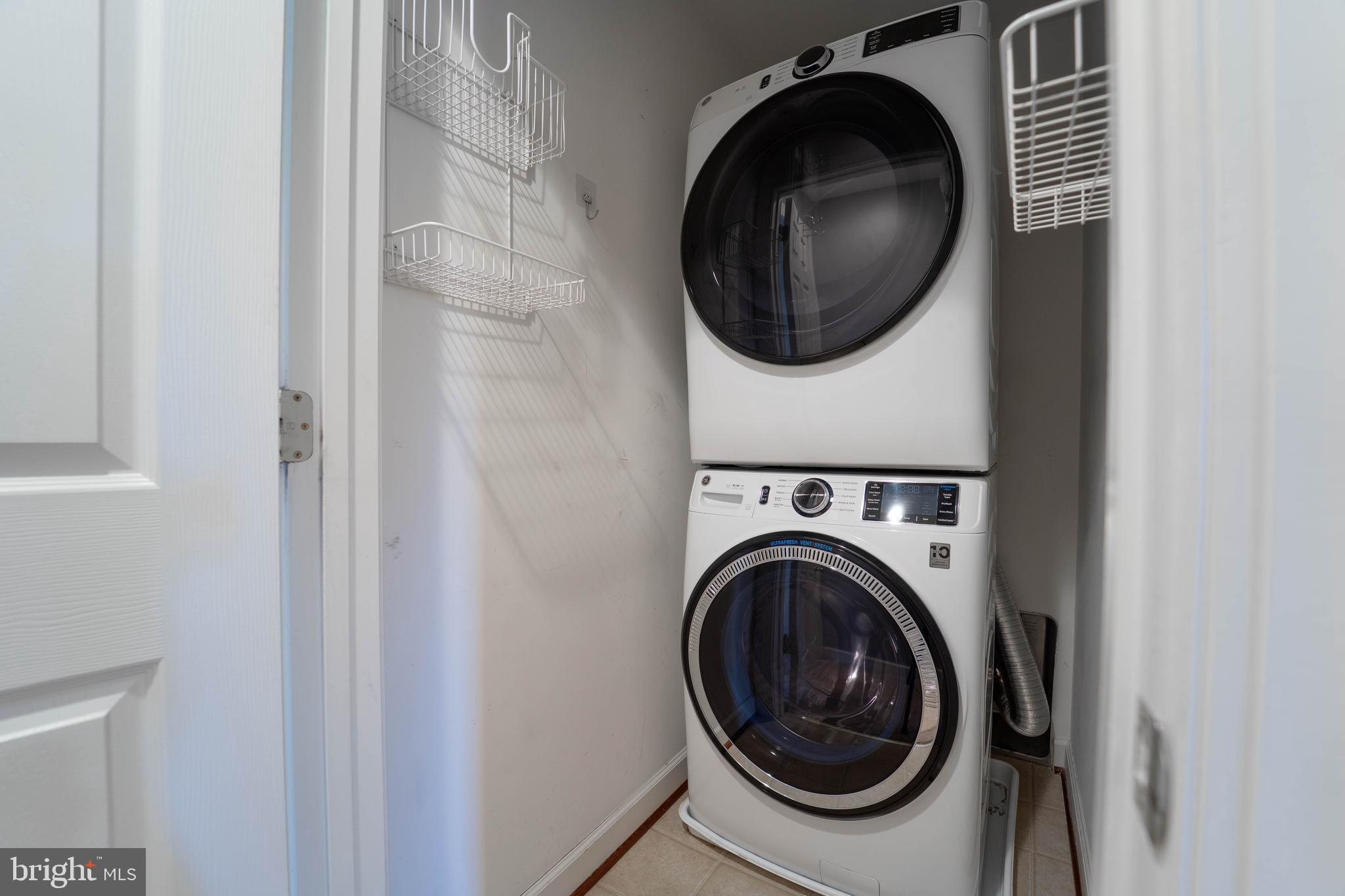 ADMIRALS VIEW - Residential