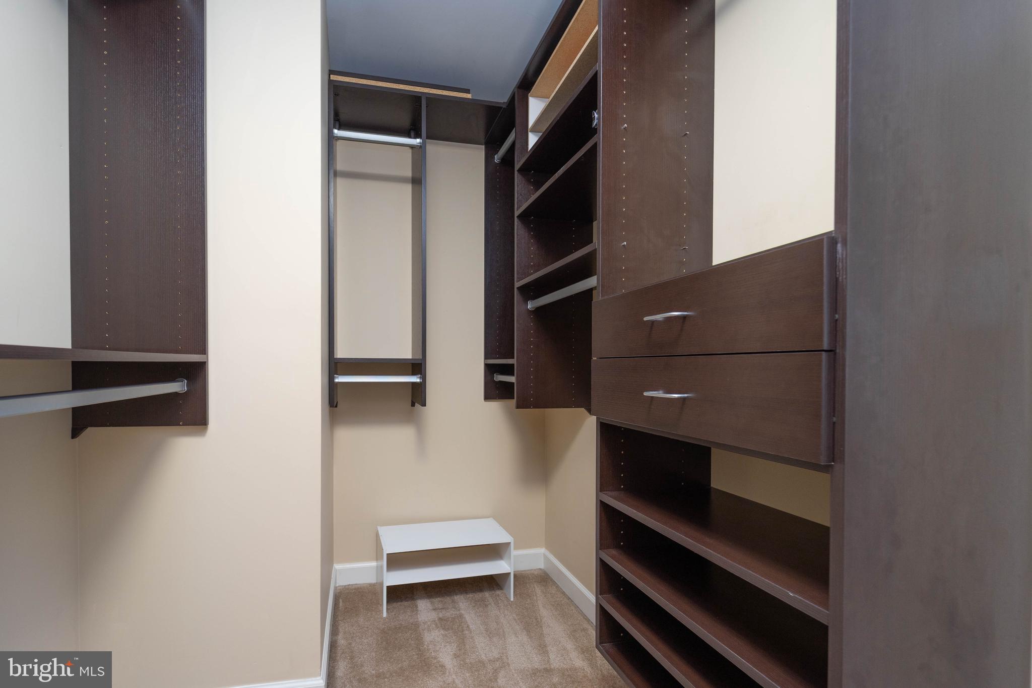 ADMIRALS VIEW - Residential