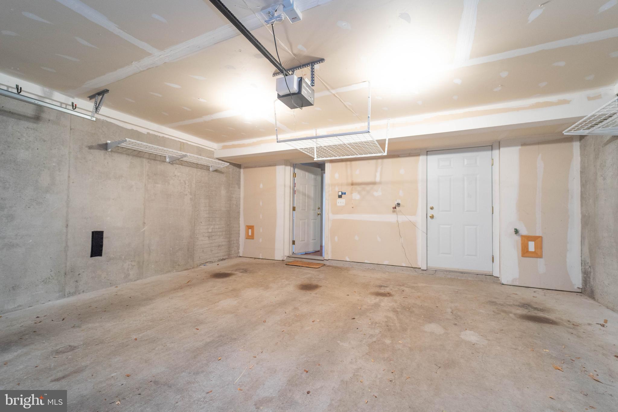 ADMIRALS VIEW - Residential