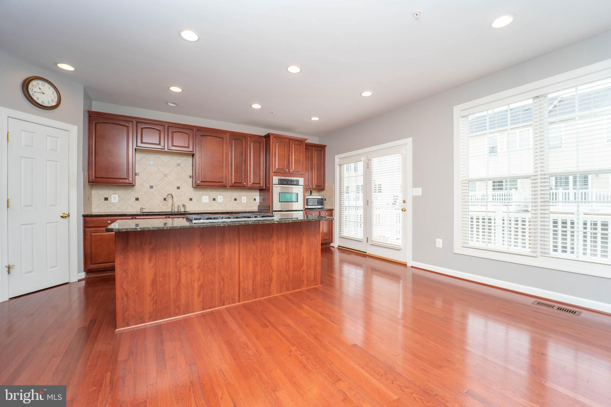 ADMIRALS VIEW - Residential