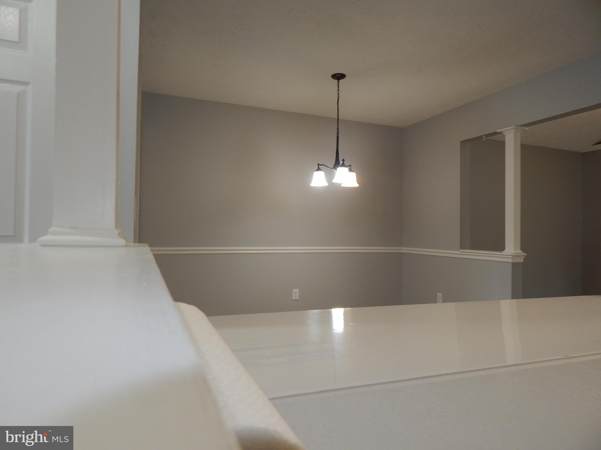 HUNTINGTON MEADOWS - Residential Lease