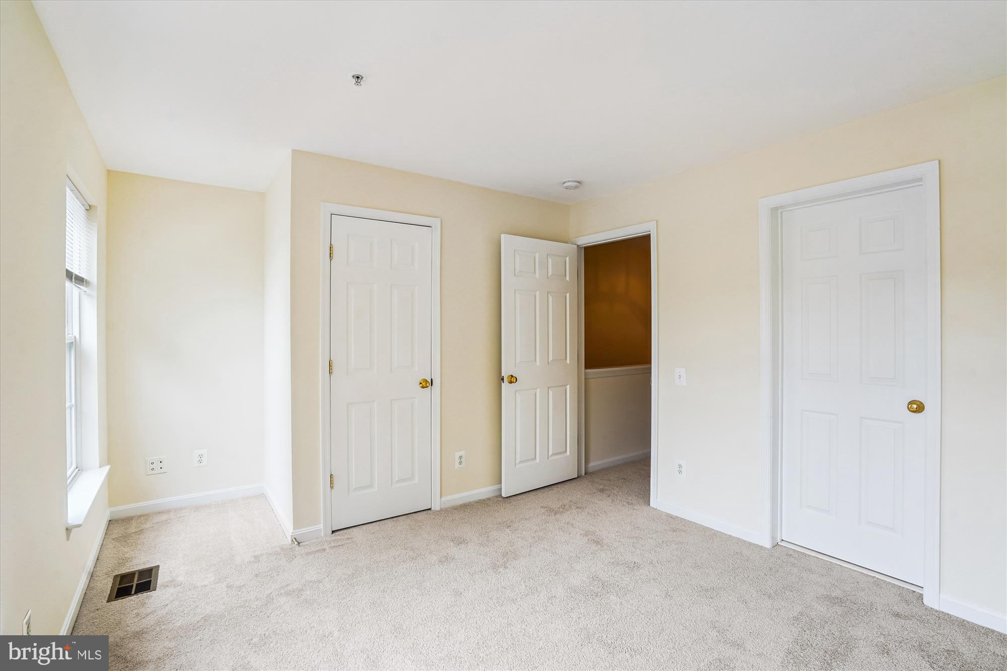 FALLSGROVE - Residential Lease