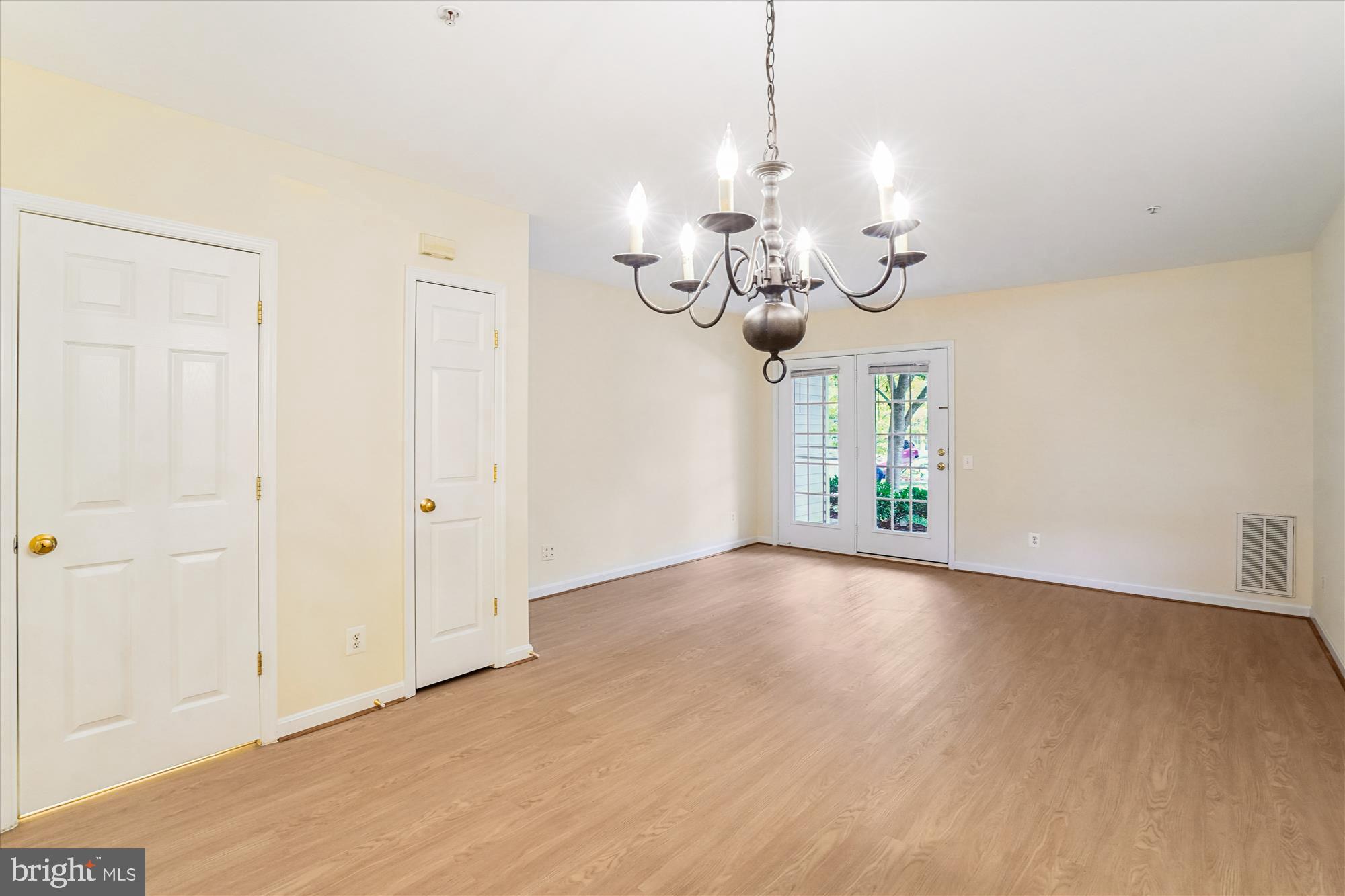 FALLSGROVE - Residential Lease