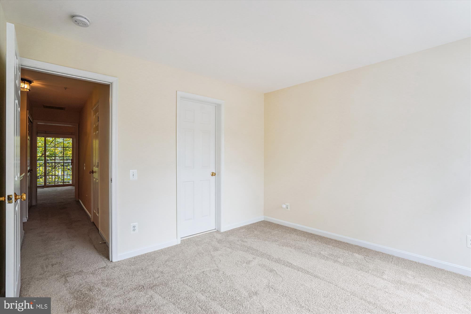 FALLSGROVE - Residential Lease