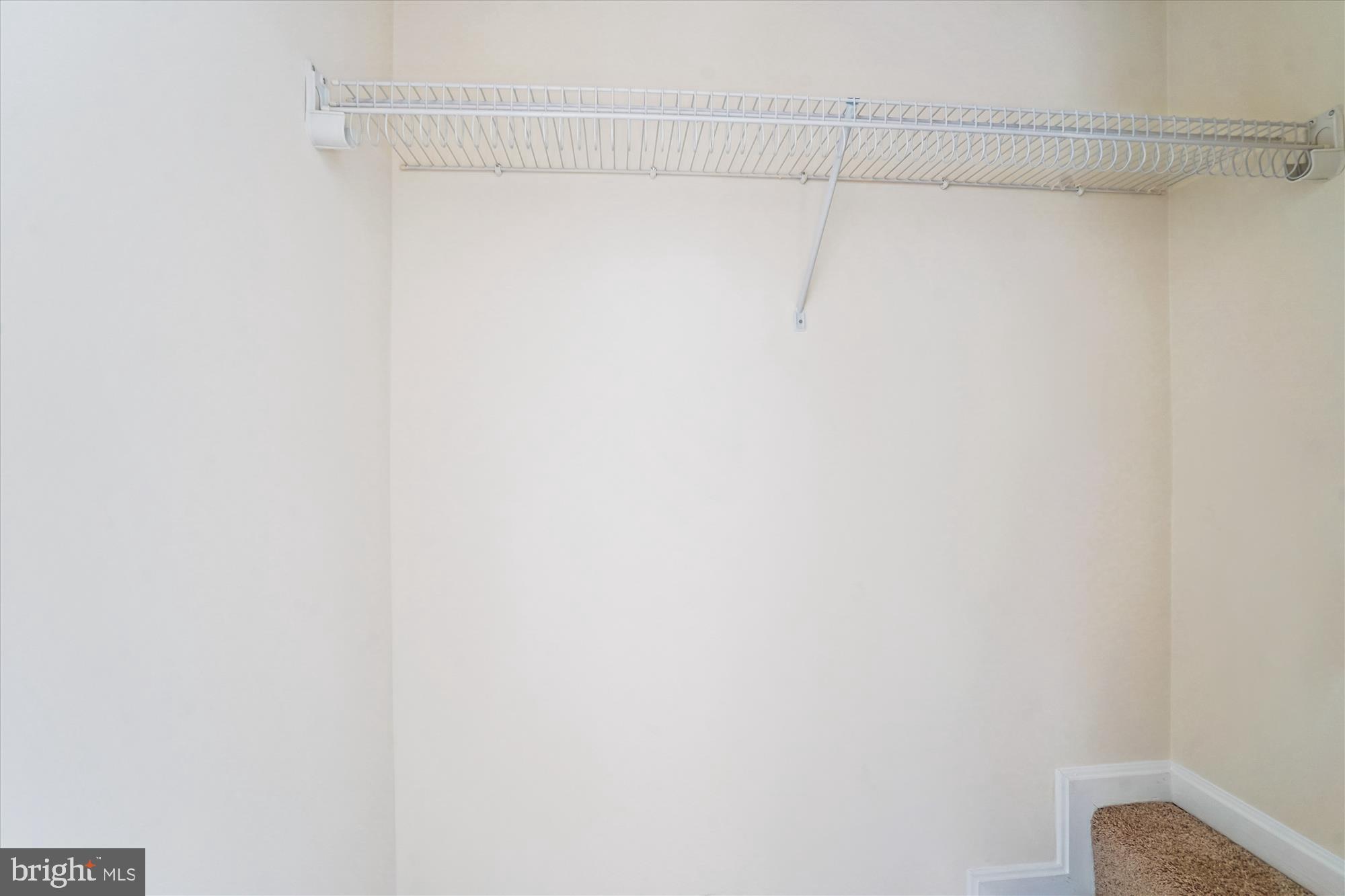 FALLSGROVE - Residential Lease