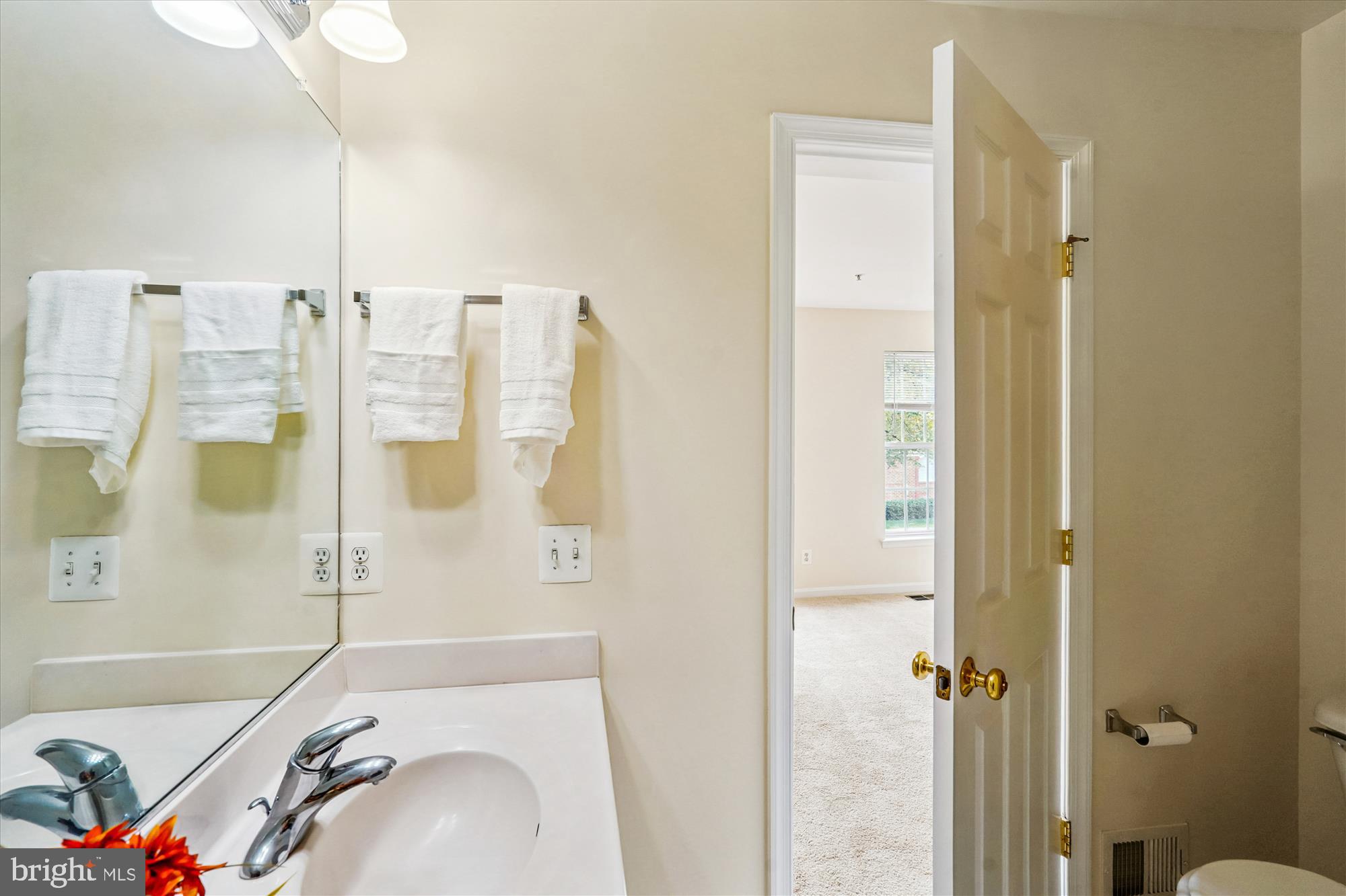 FALLSGROVE - Residential Lease