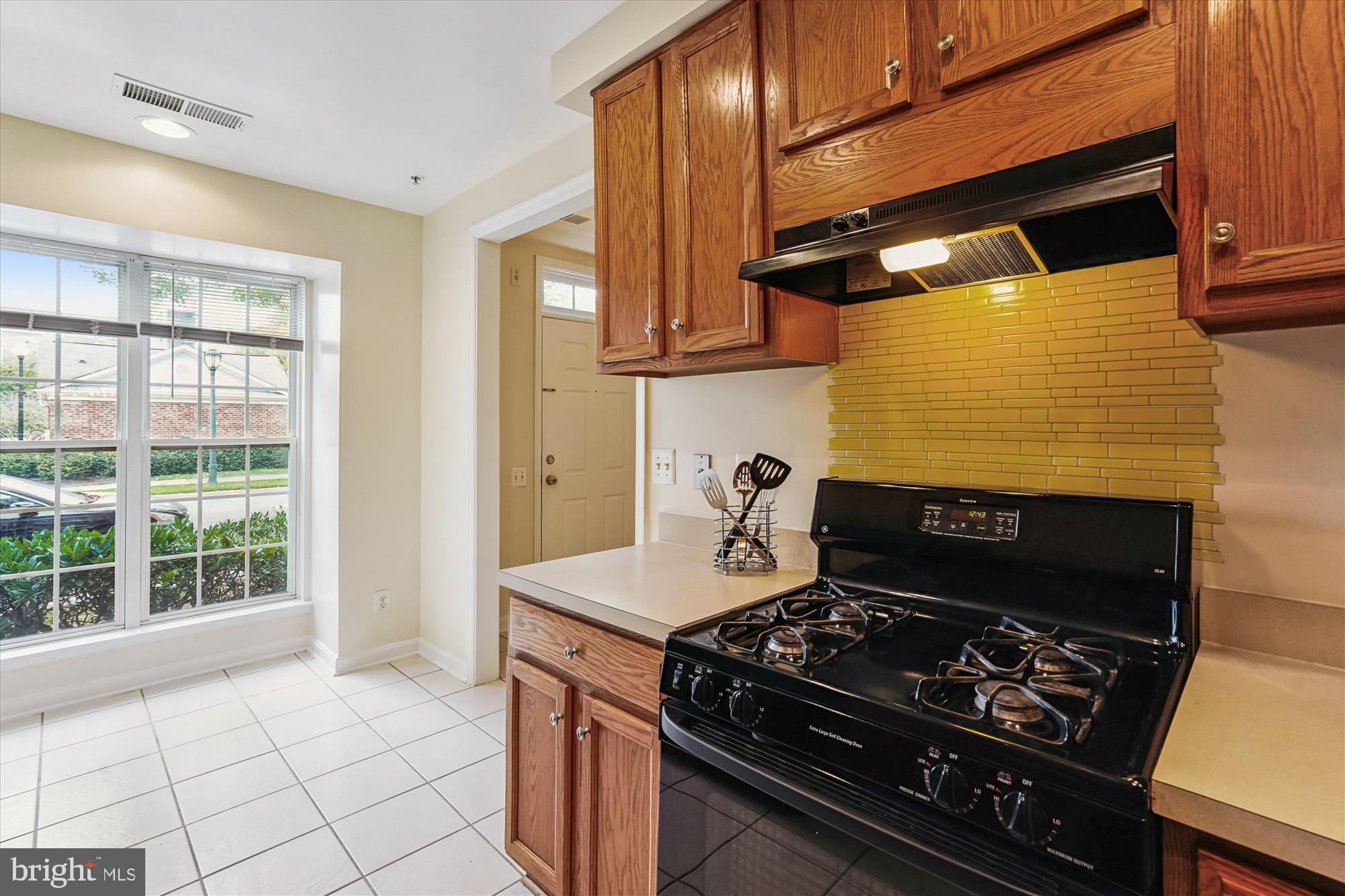 FALLSGROVE - Residential Lease