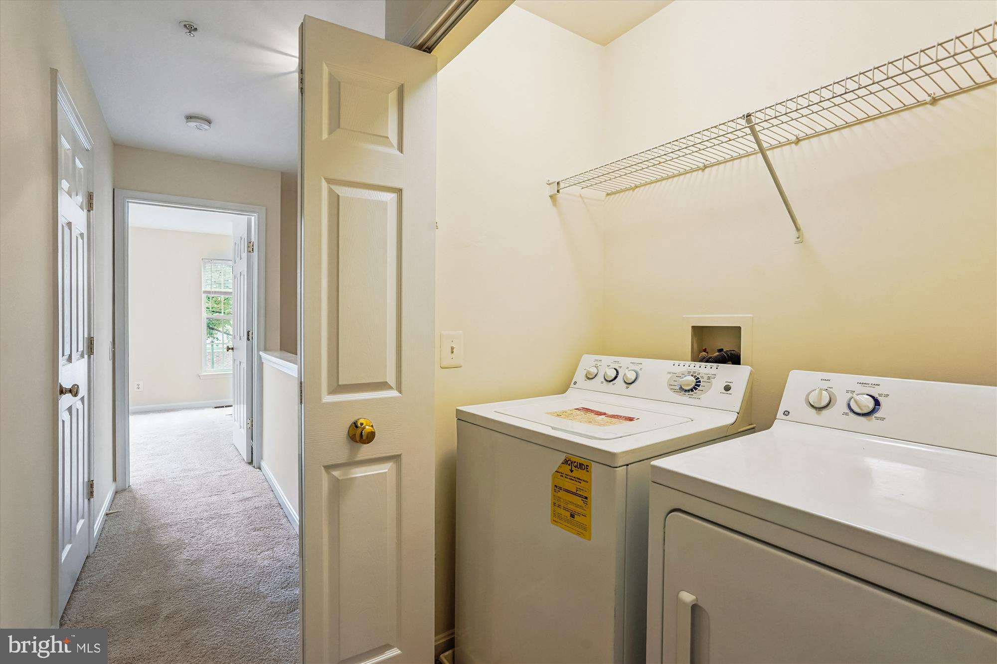 FALLSGROVE - Residential Lease