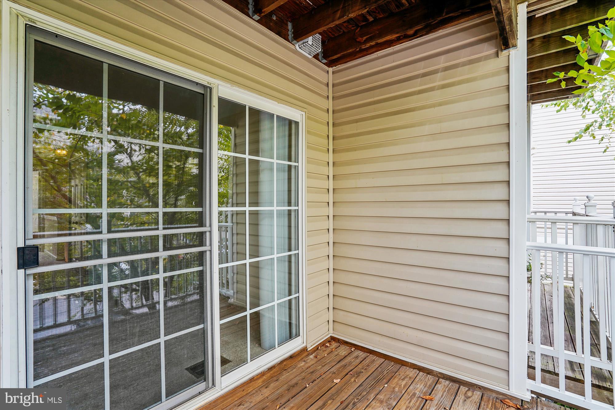 FALLSGROVE - Residential Lease