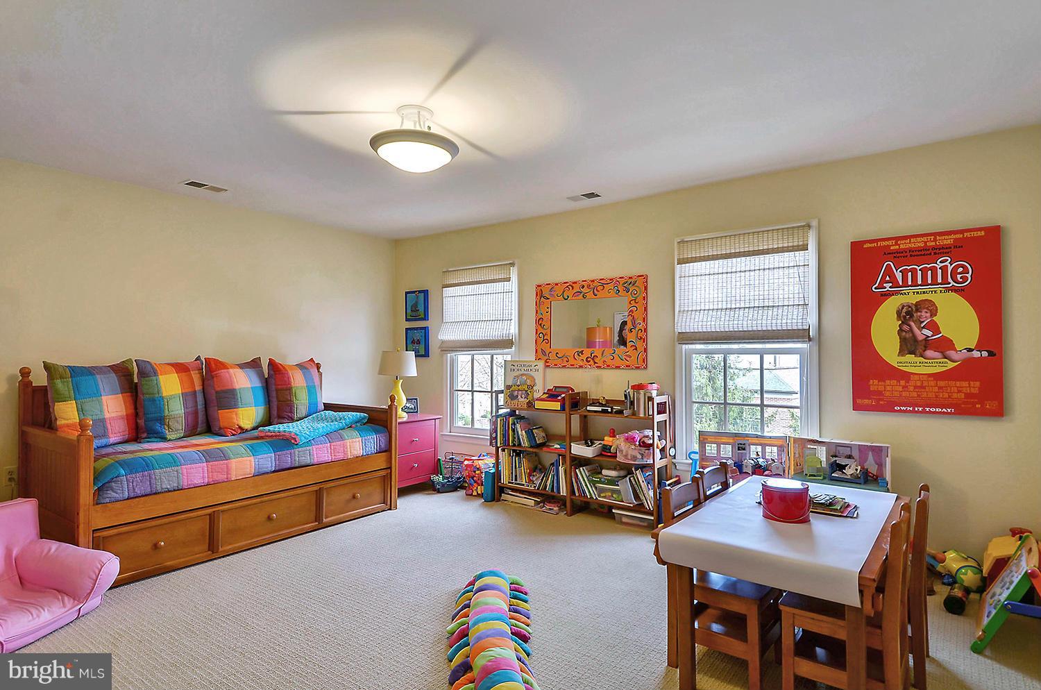 SPRING VALLEY - Residential
