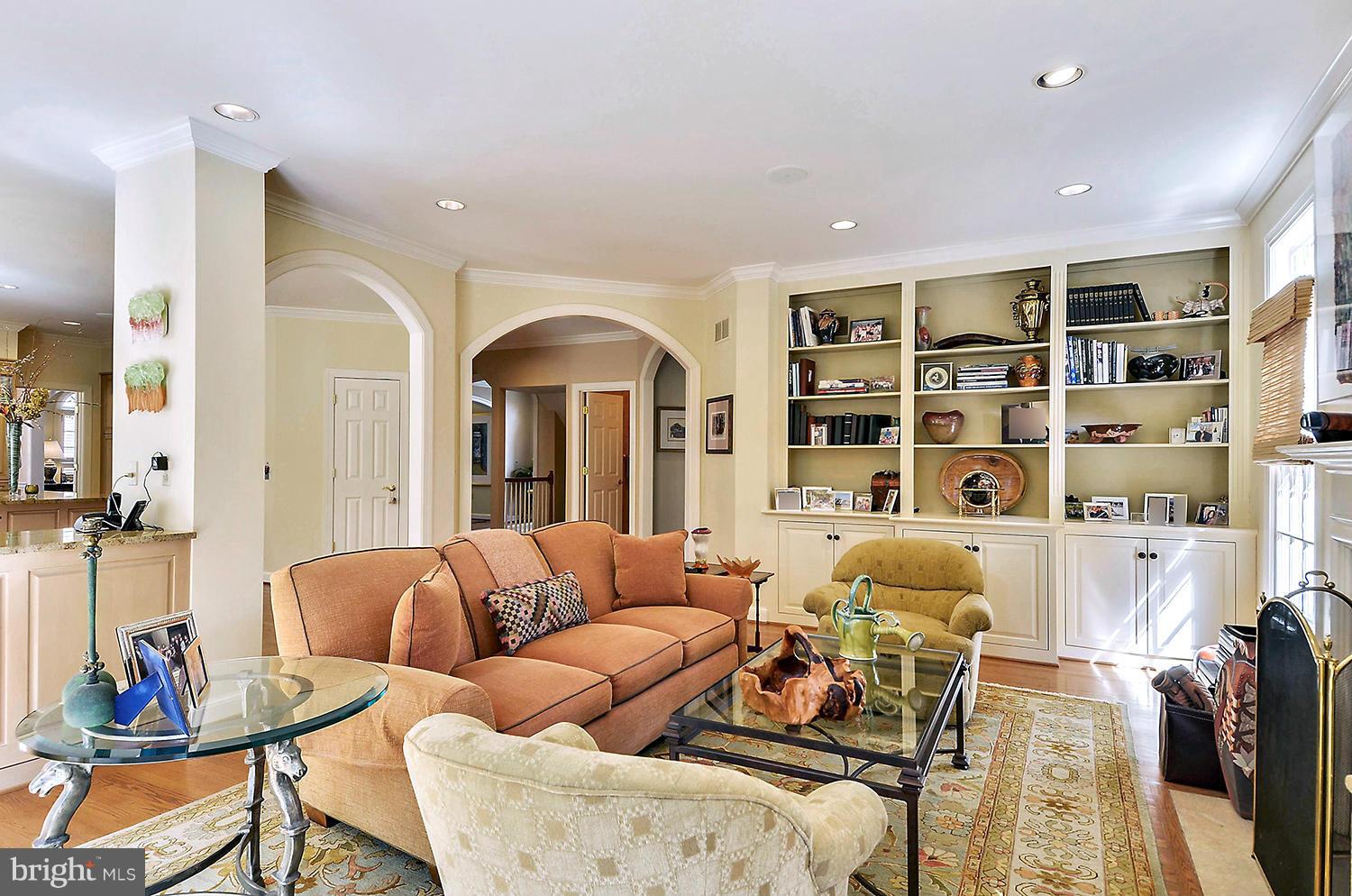 SPRING VALLEY - Residential