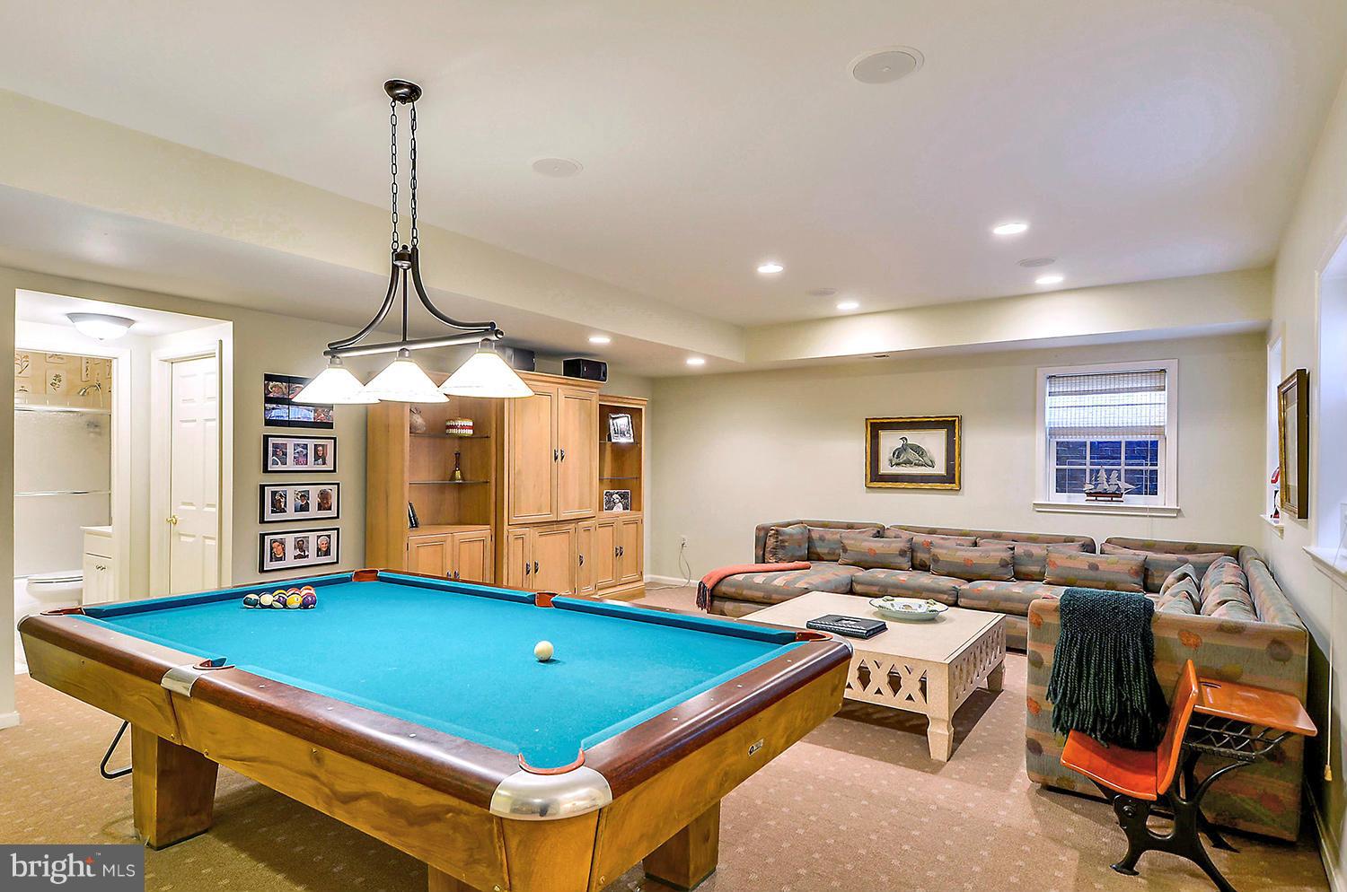 SPRING VALLEY - Residential