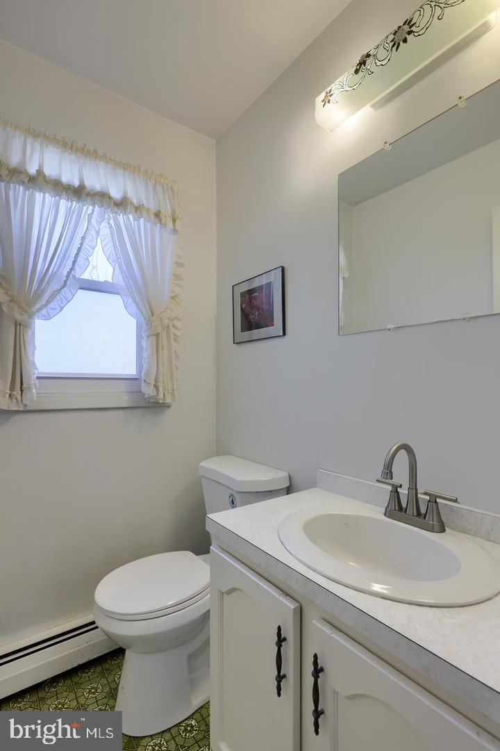 CHAMBERS HILL - Residential Lease