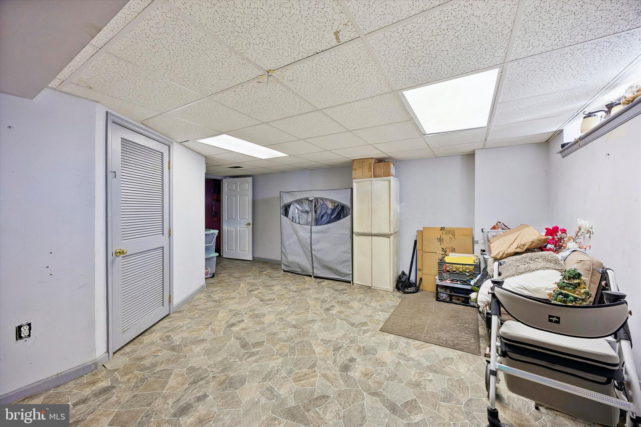 ACADEMY GARDENS - Residential