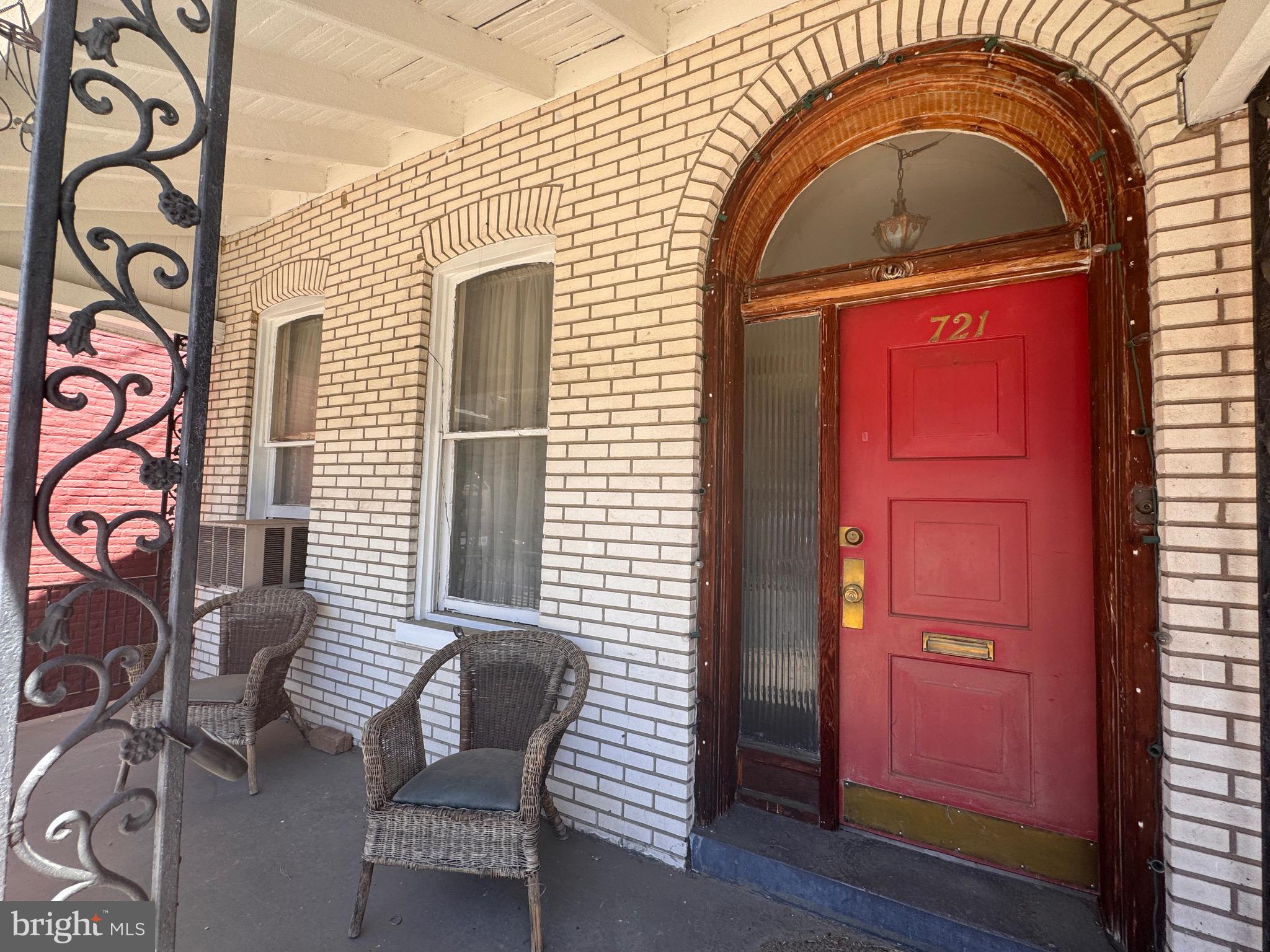 721 COLUMBIA AVENUE