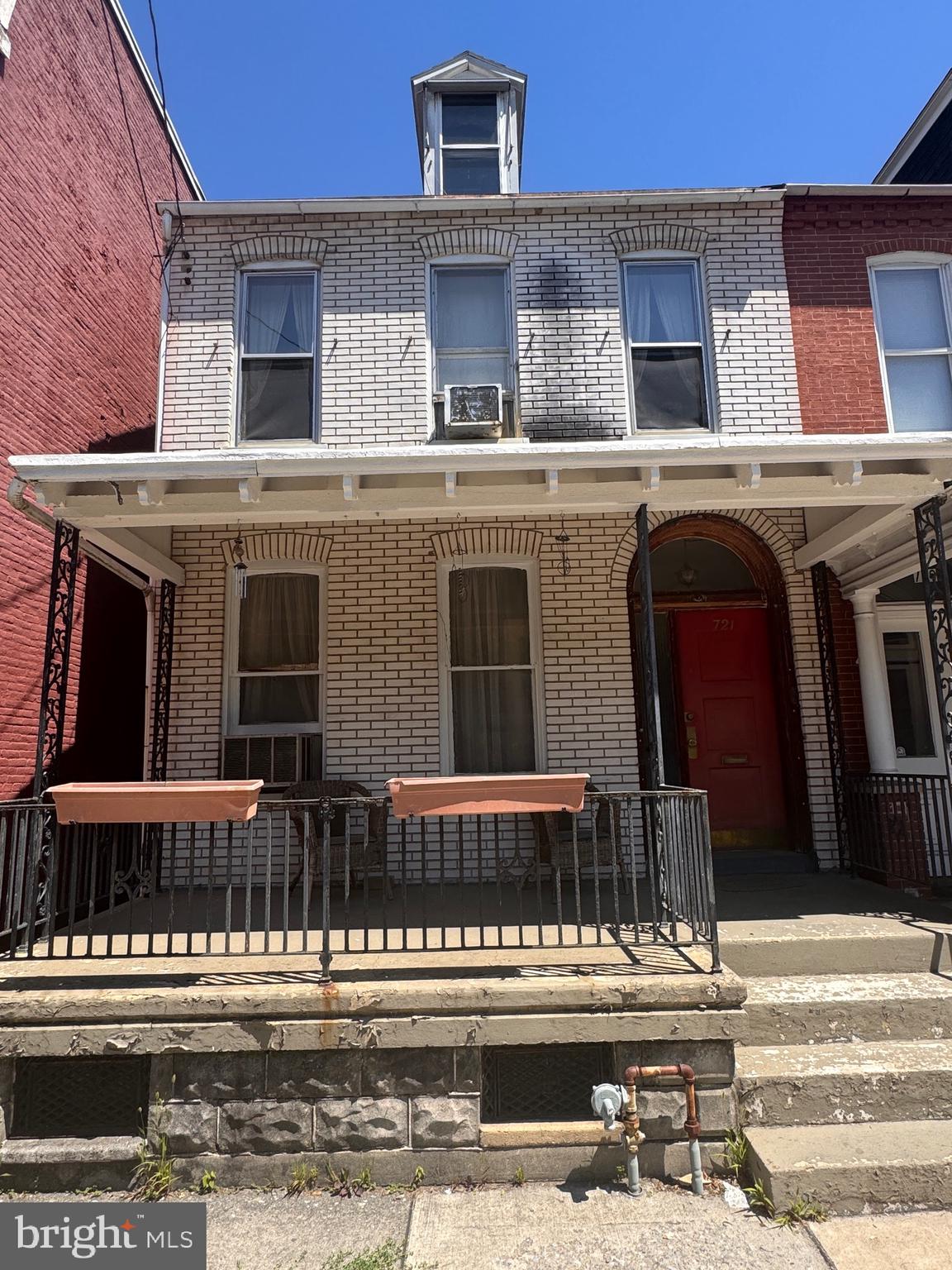 721 COLUMBIA AVENUE