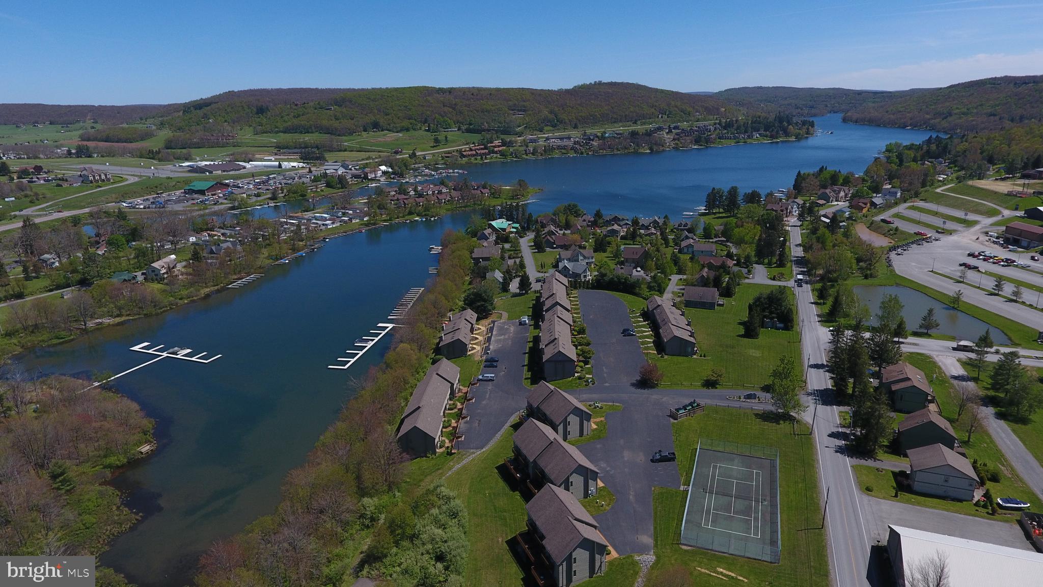 DEEP CREEK VILLAGE - Residential