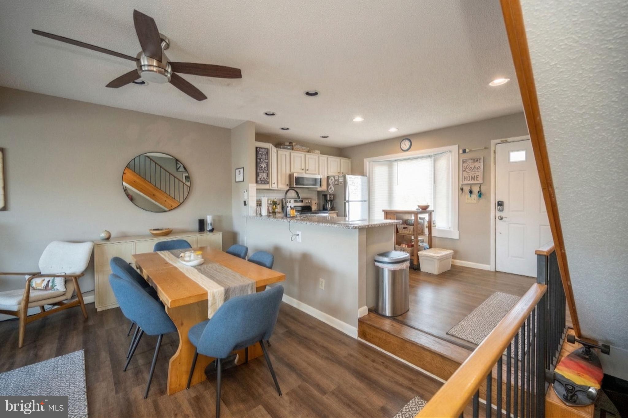 DEEP CREEK VILLAGE - Residential