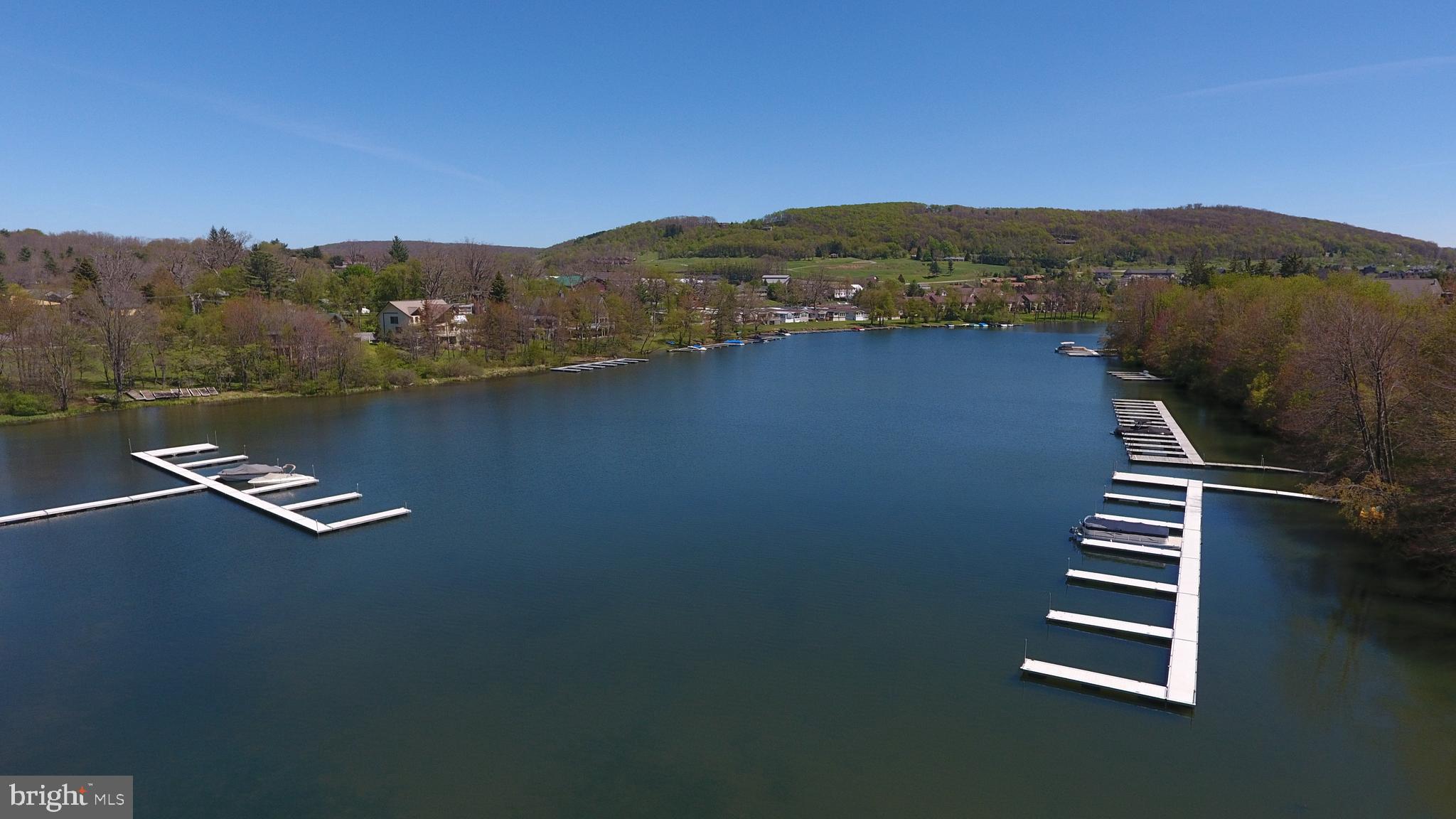 DEEP CREEK VILLAGE - Residential