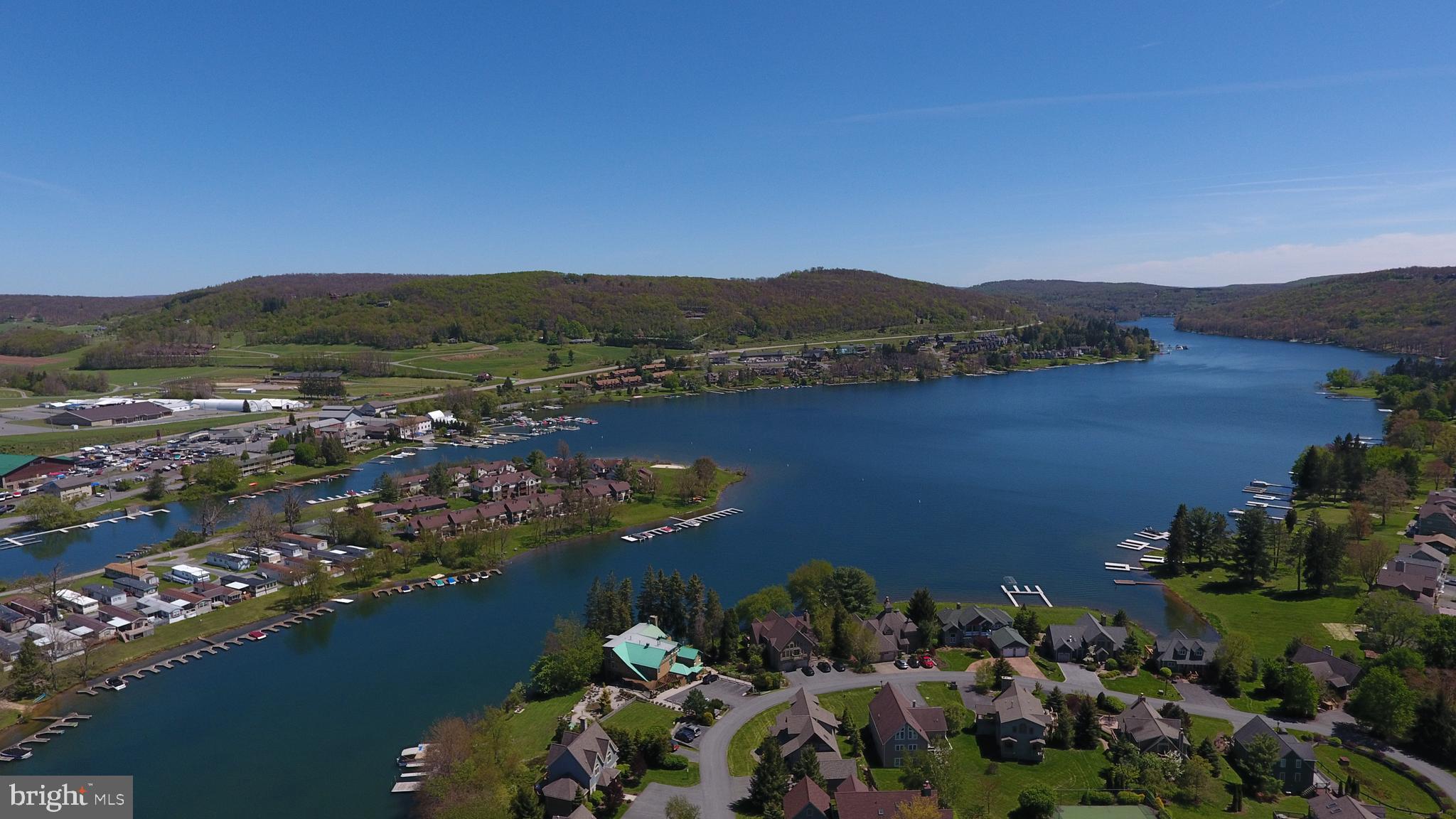 DEEP CREEK VILLAGE - Residential