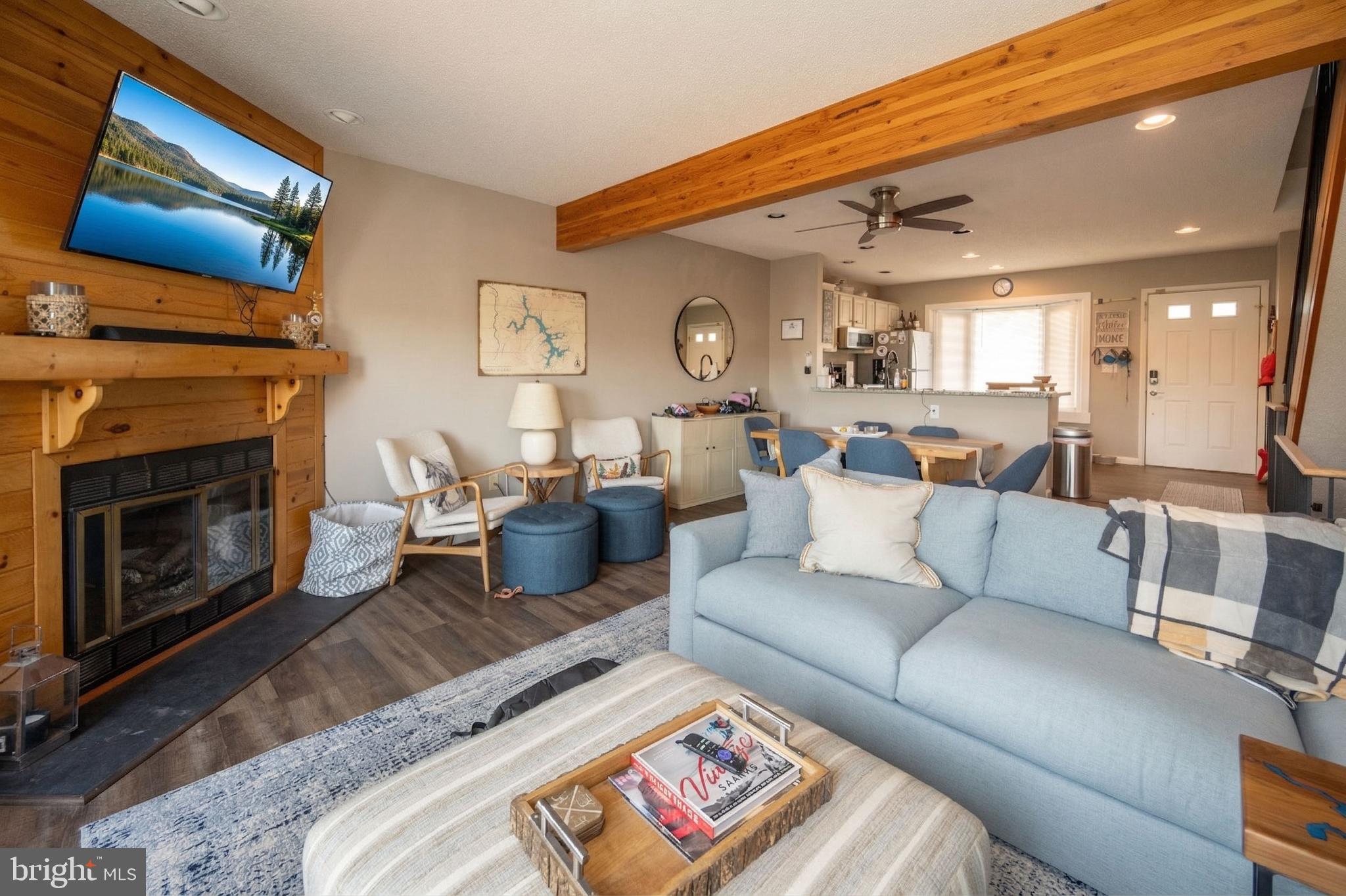 DEEP CREEK VILLAGE - Residential