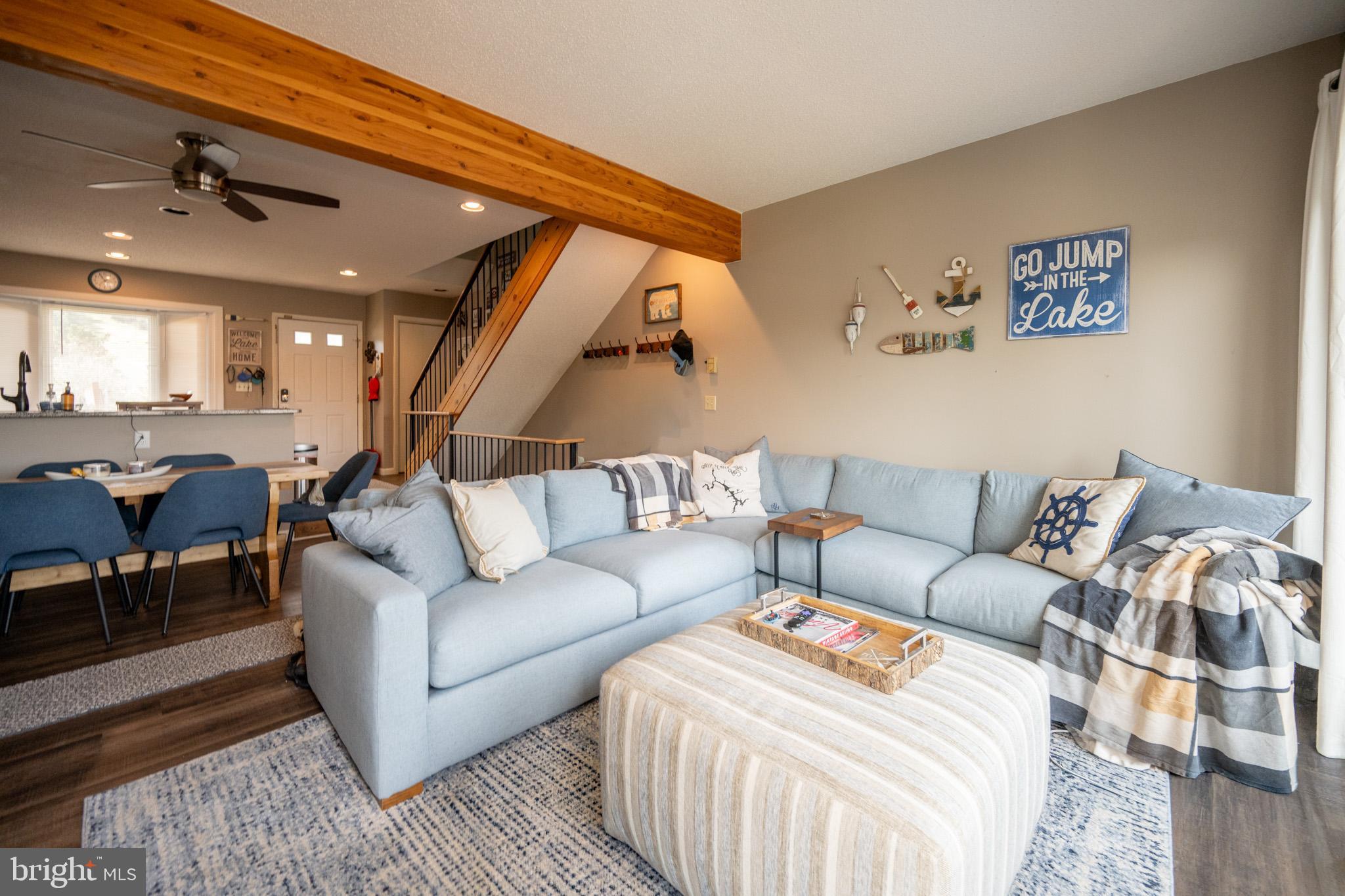 DEEP CREEK VILLAGE - Residential