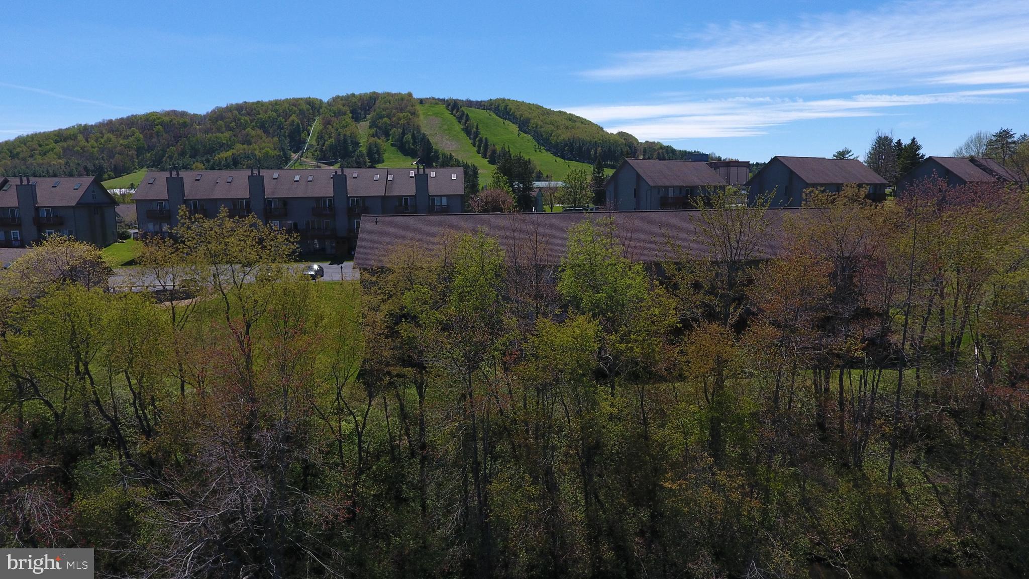 DEEP CREEK VILLAGE - Residential