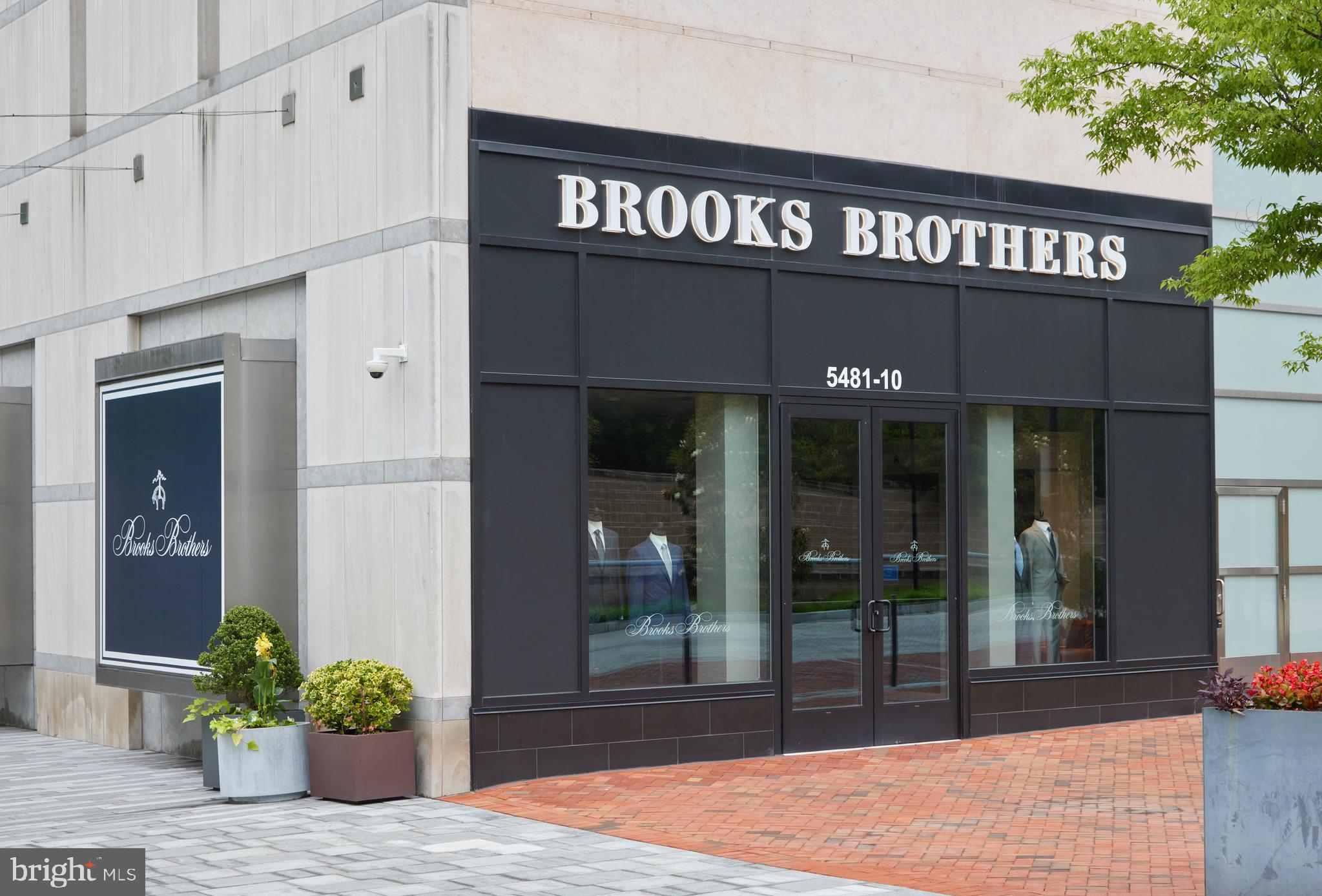 CHEVY CHASE VILLAGE - Residential