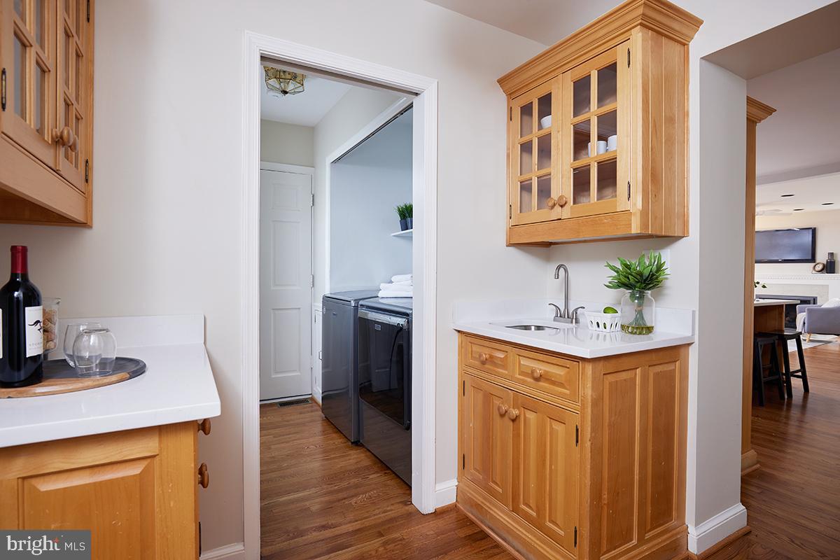 CHEVY CHASE VILLAGE - Residential