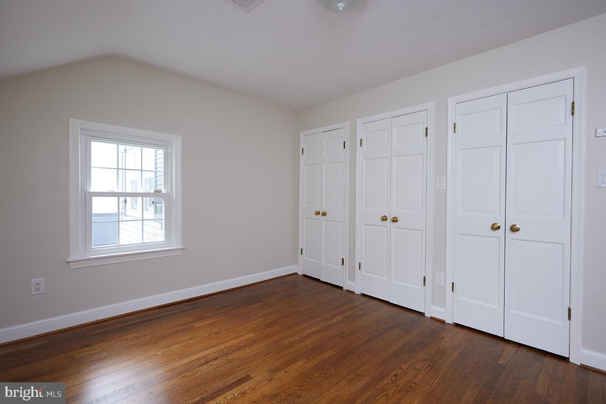 CHEVY CHASE VILLAGE - Residential